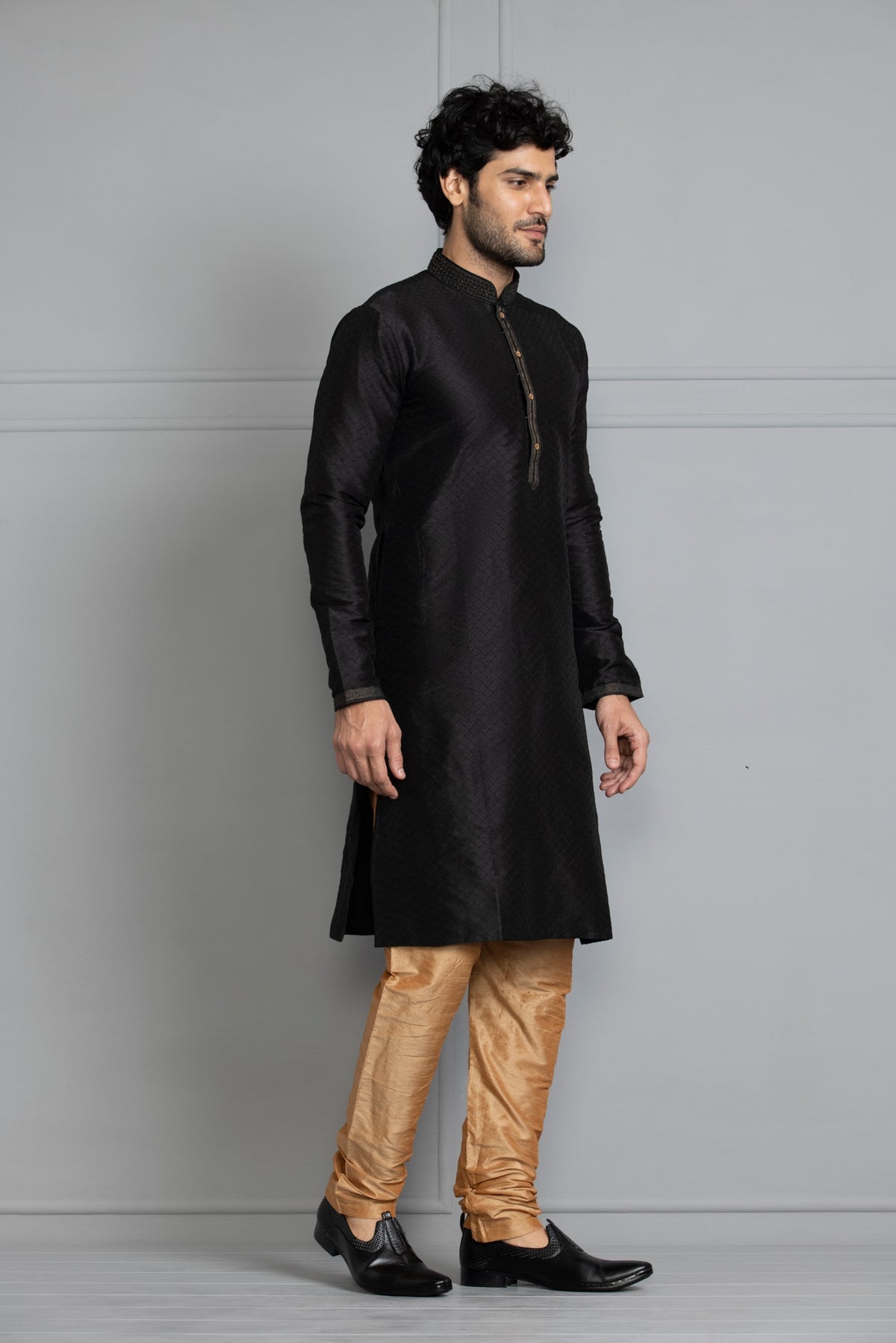 Black Exquisite Kurta Set