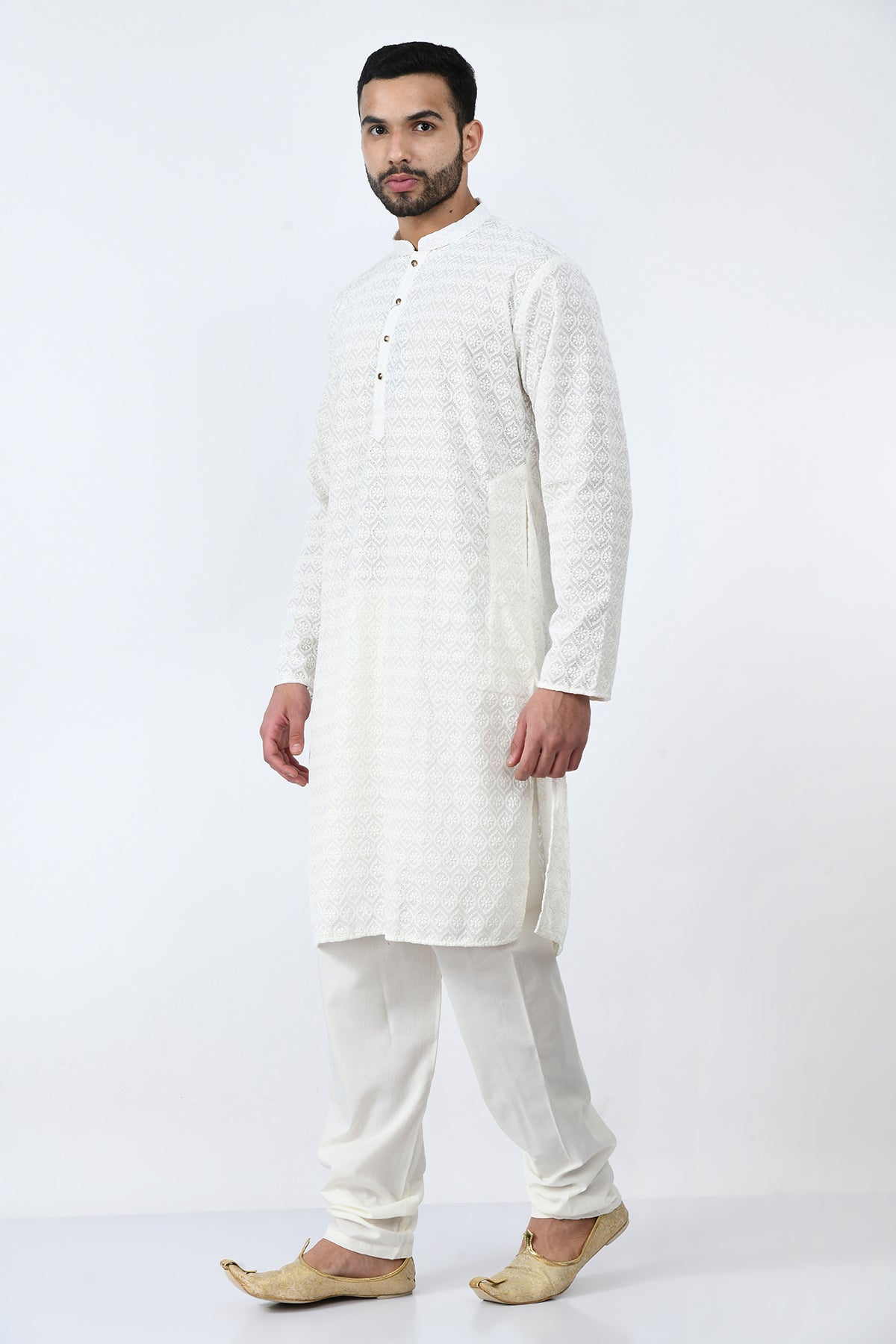 Off White Ethnic Embroidered Kurta Set