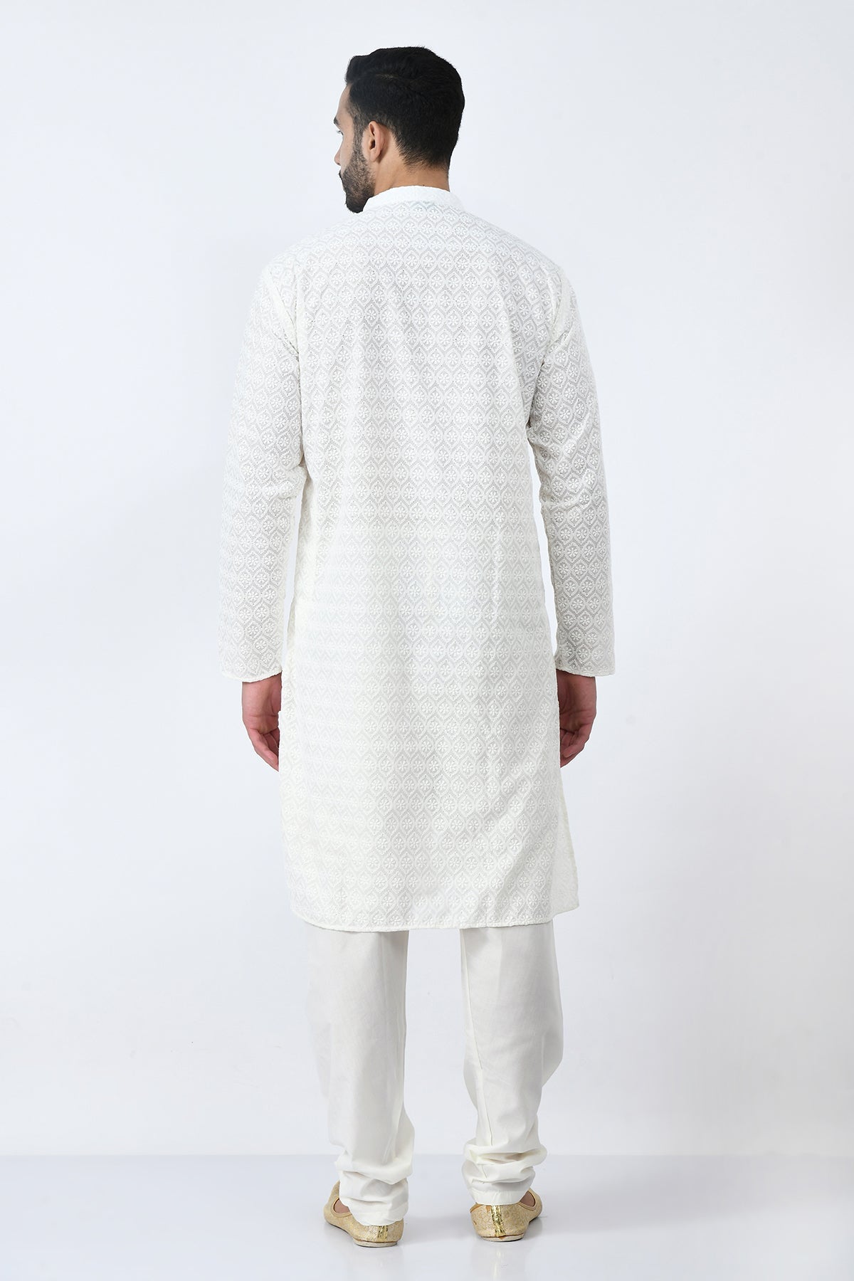 Off White Ethnic Embroidered Kurta Set