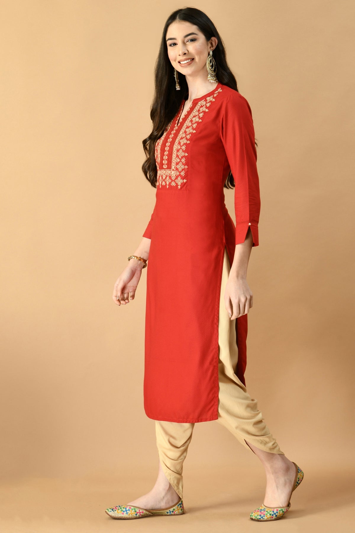 Maroon Yoke Embroidered Kurta