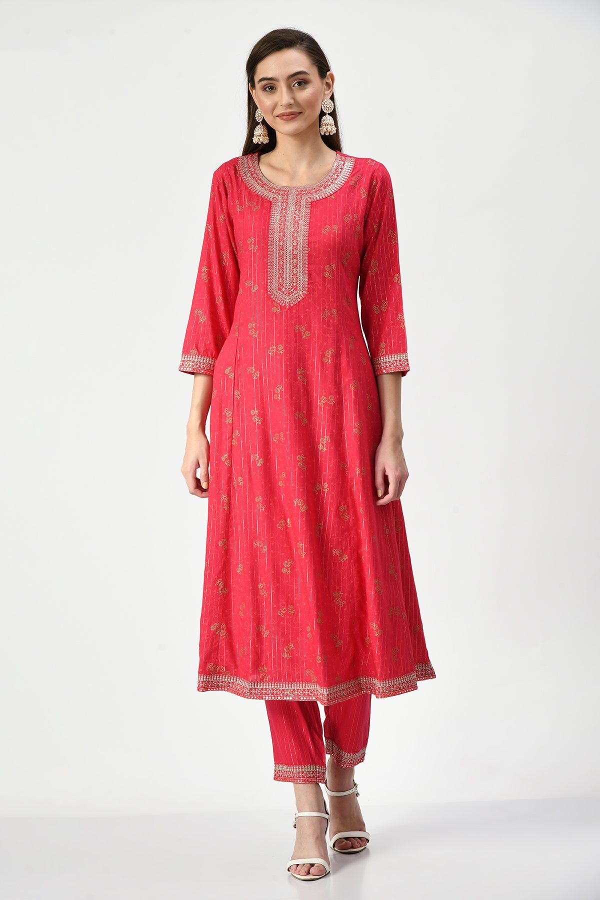Magenta Embellished Kurta 3 Pcs Set