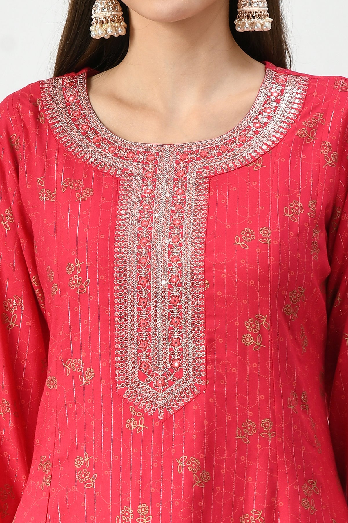 Magenta Embellished Kurta 3 Pcs Set