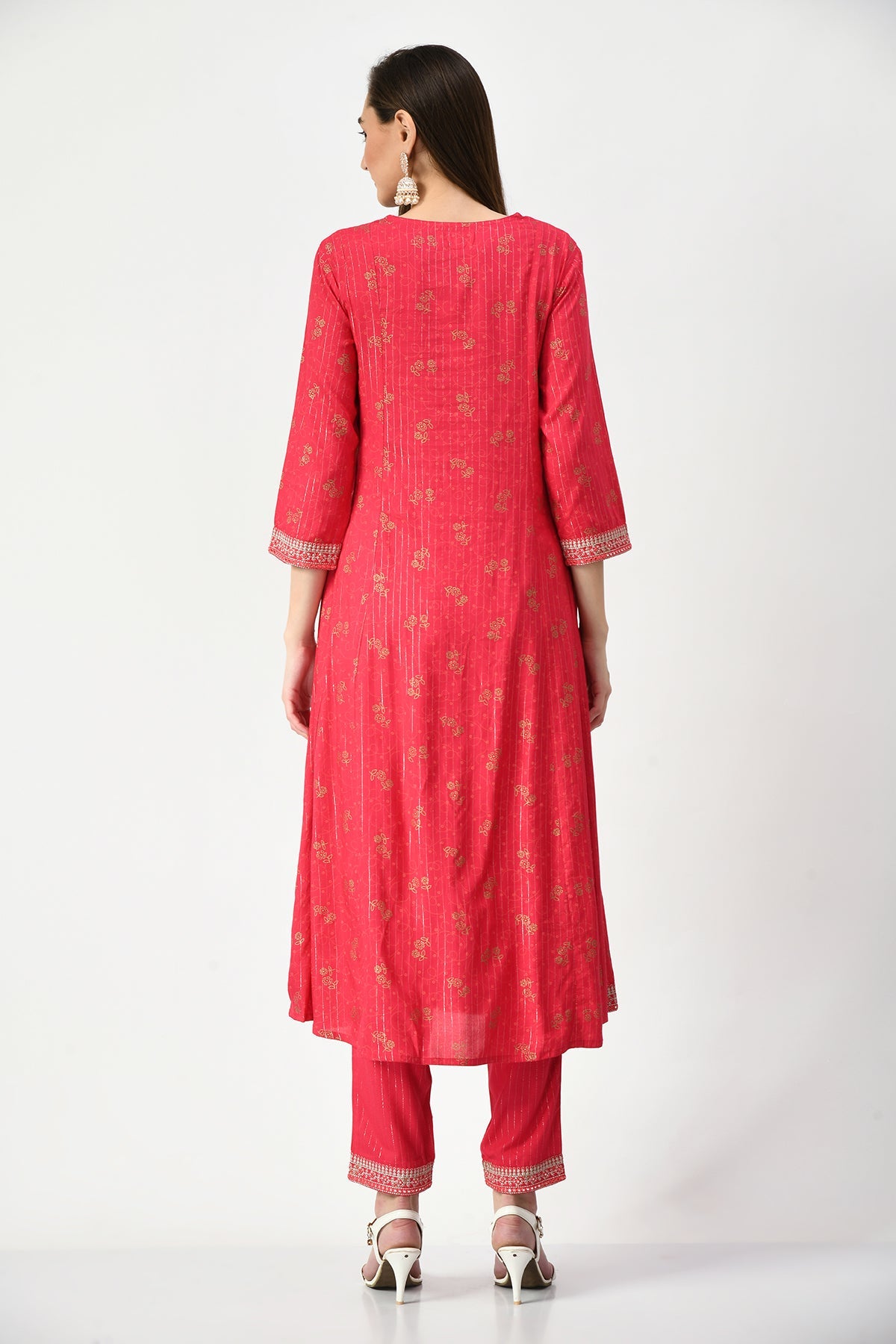 Magenta Embellished Kurta 3 Pcs Set