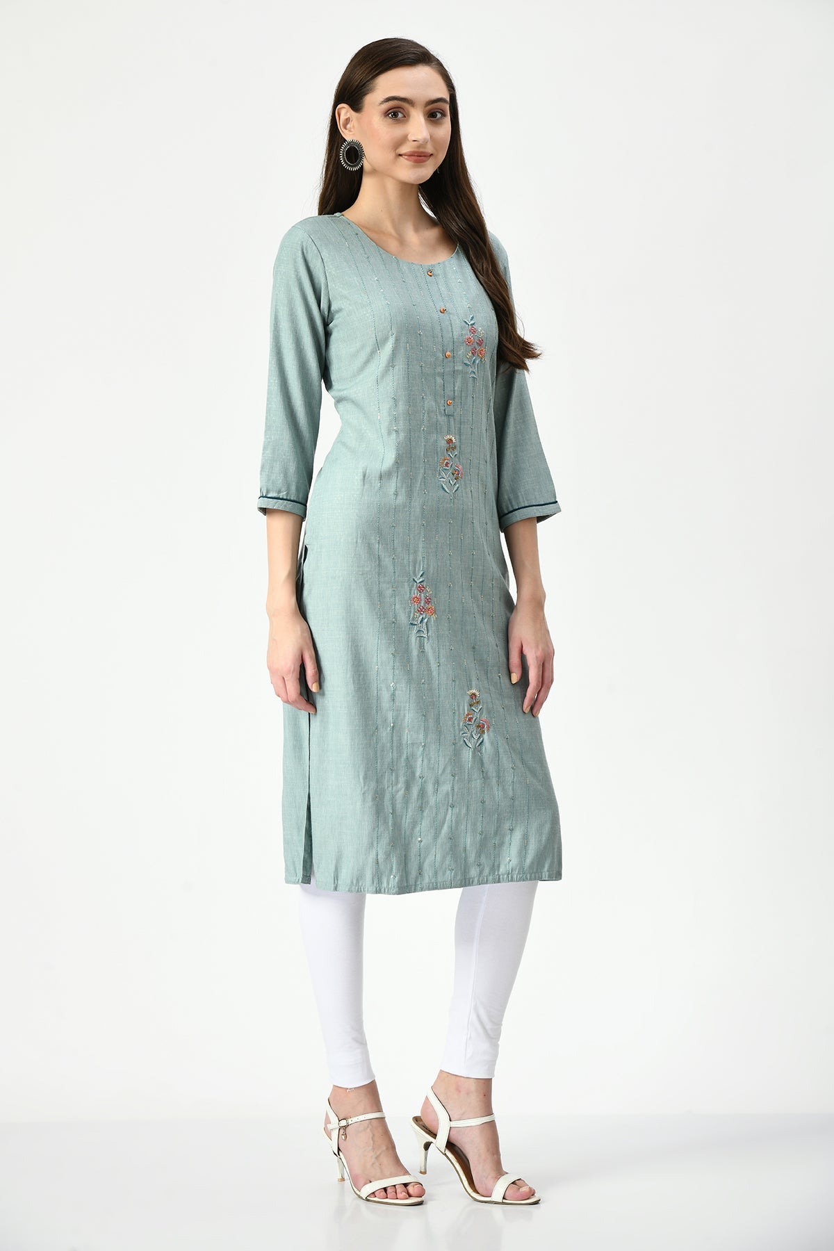 Green Embroidered Straight Kurta