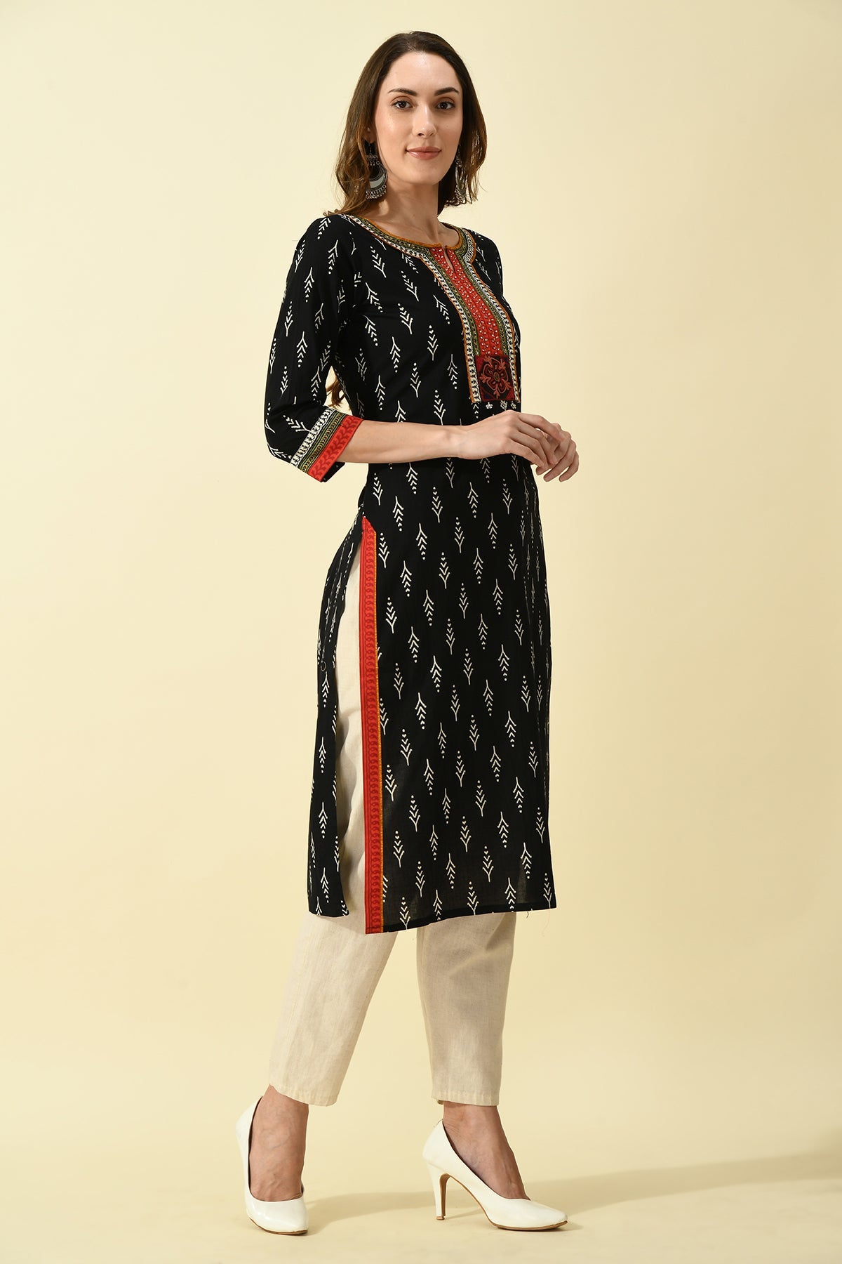 Black Yoke Stone Work Printed Kurta