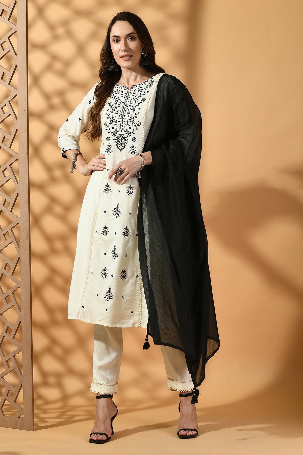 Cream Embroidered Solid Kurta Set