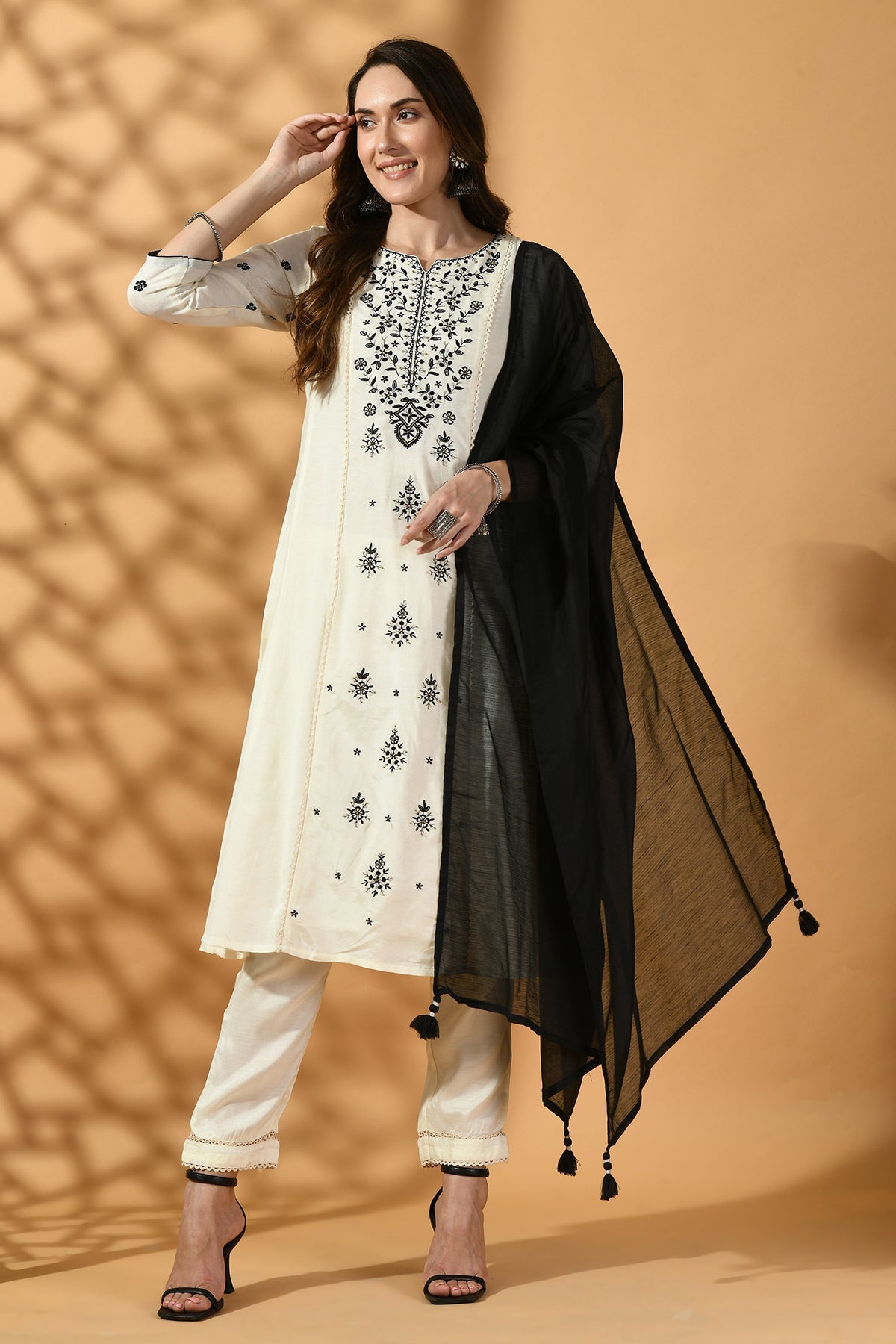 Cream Embroidered Solid Kurta Set