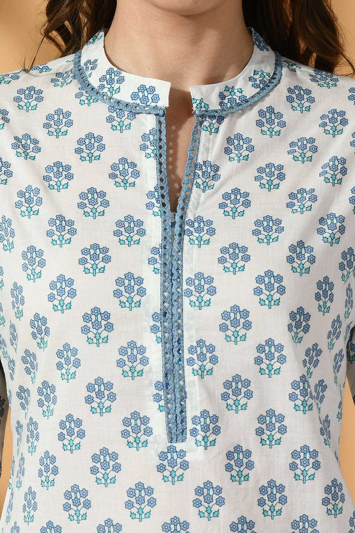 White Floral Printed Straight Top
