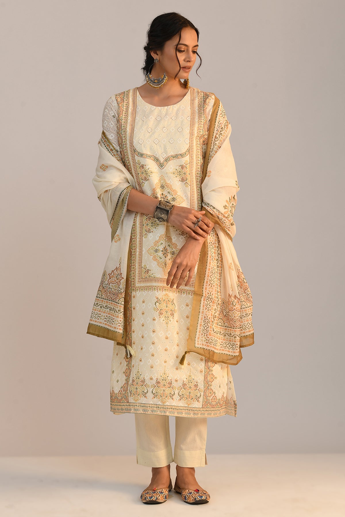 Cream Embroidered Kurta 3 Pcs Set