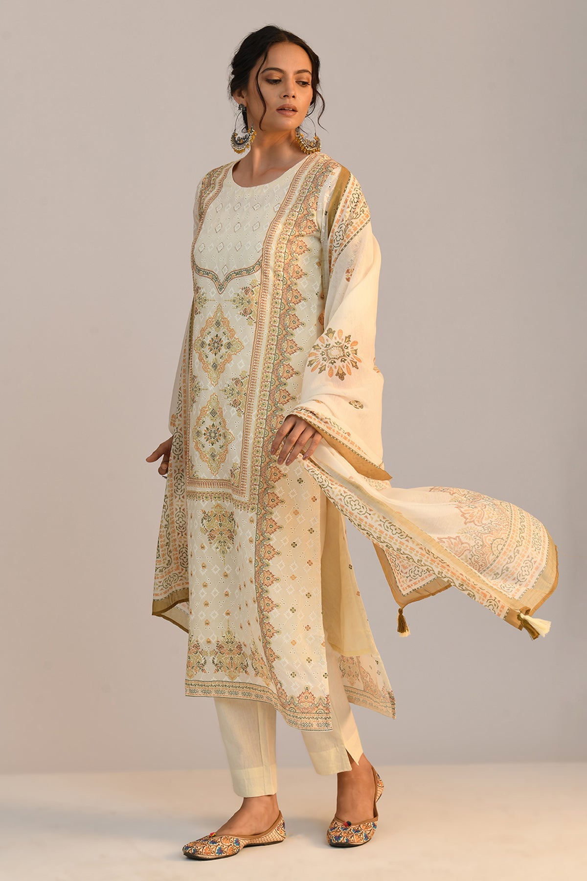 Cream Embroidered Kurta 3 Pcs Set
