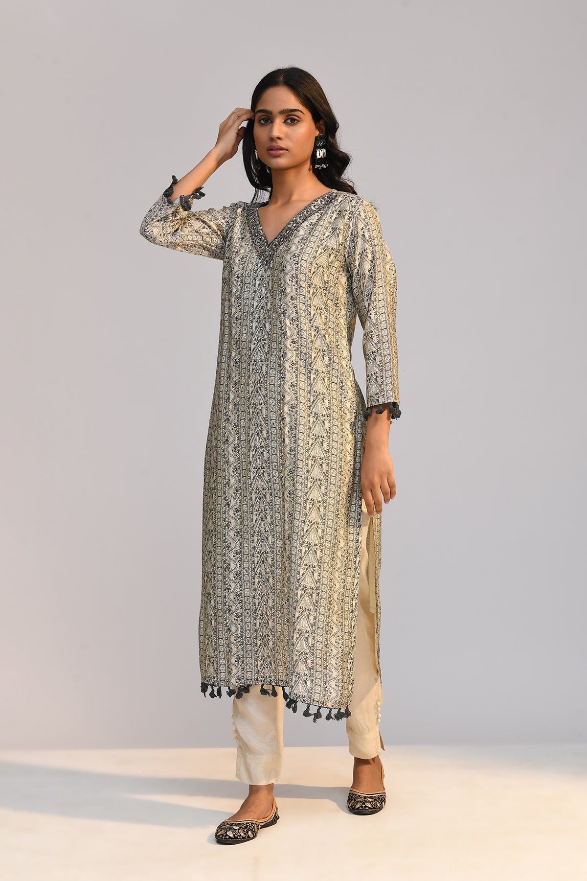 Grey Printed Kurta 3 Pcs Set