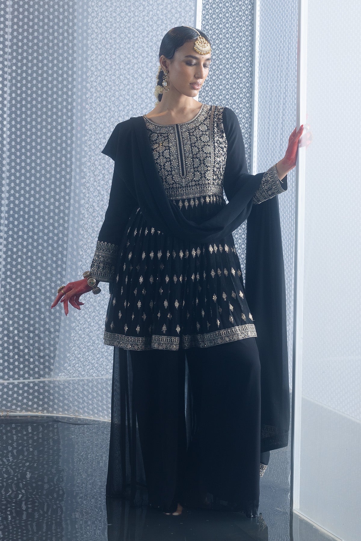 Black Embroidered Flared Kurta 3 Pcs Set
