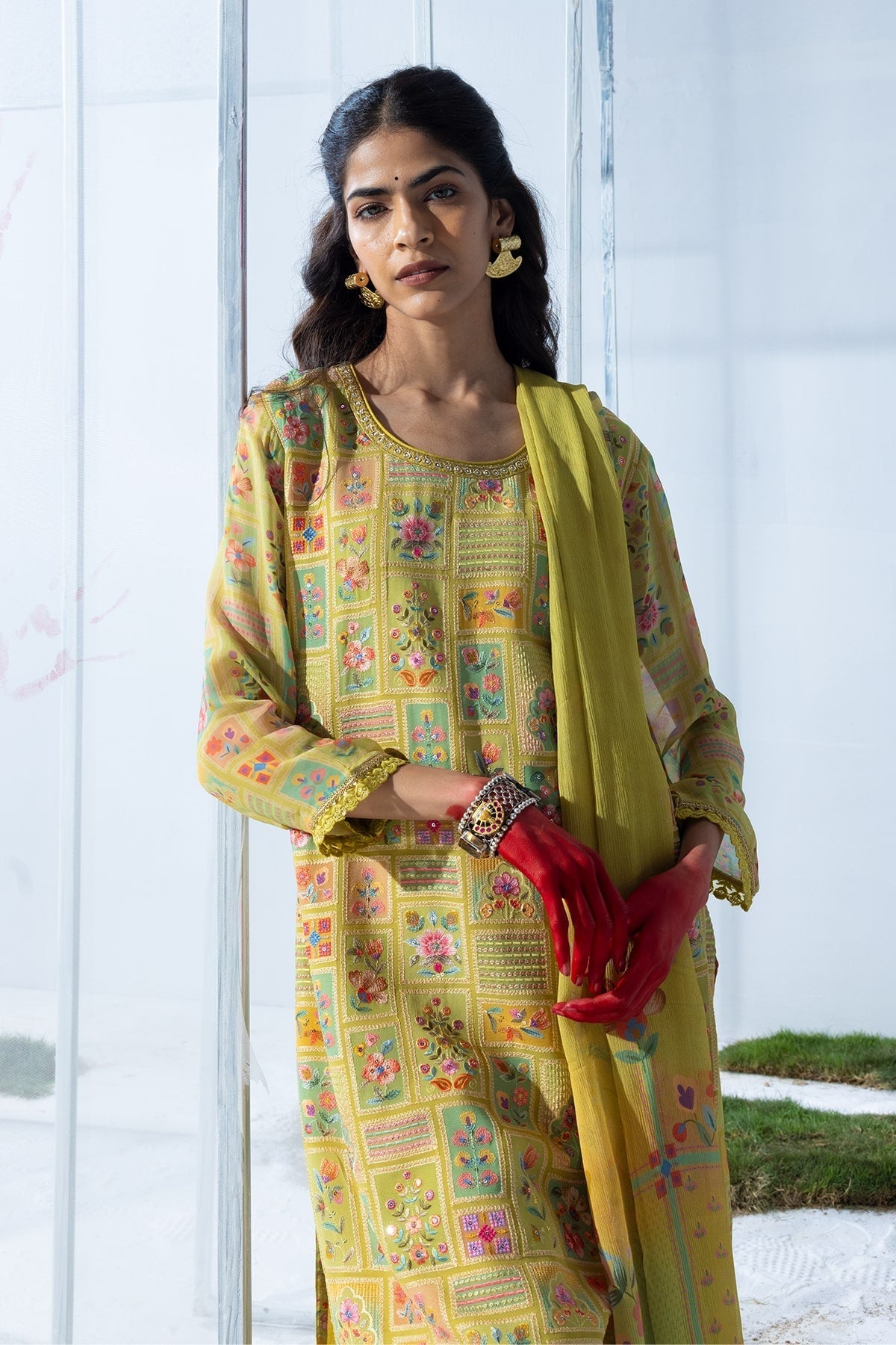 Green Embellished Straight Kurta 3 Pcs Set