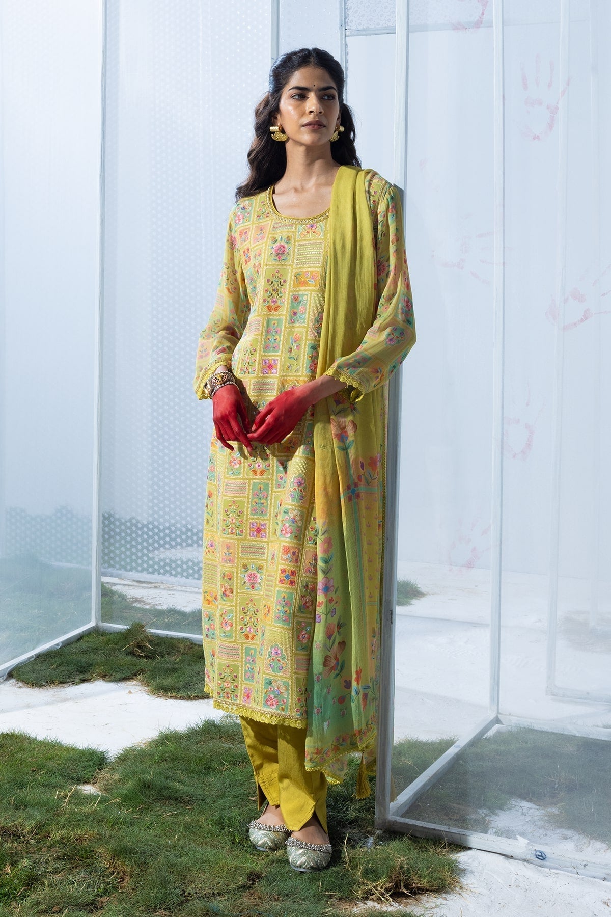 Green Embellished Straight Kurta 3 Pcs Set