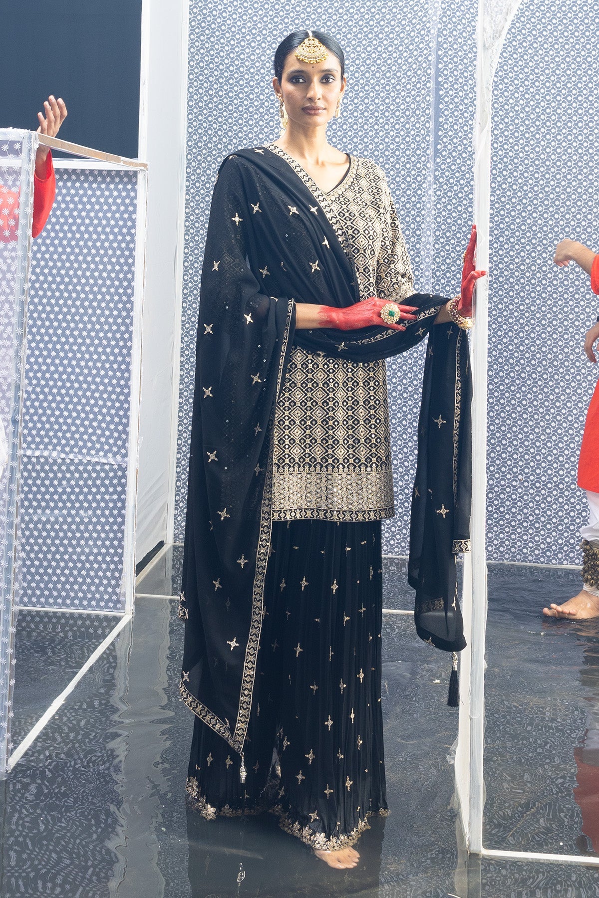 Black Embroidered Short Kurta 3 Pcs Set