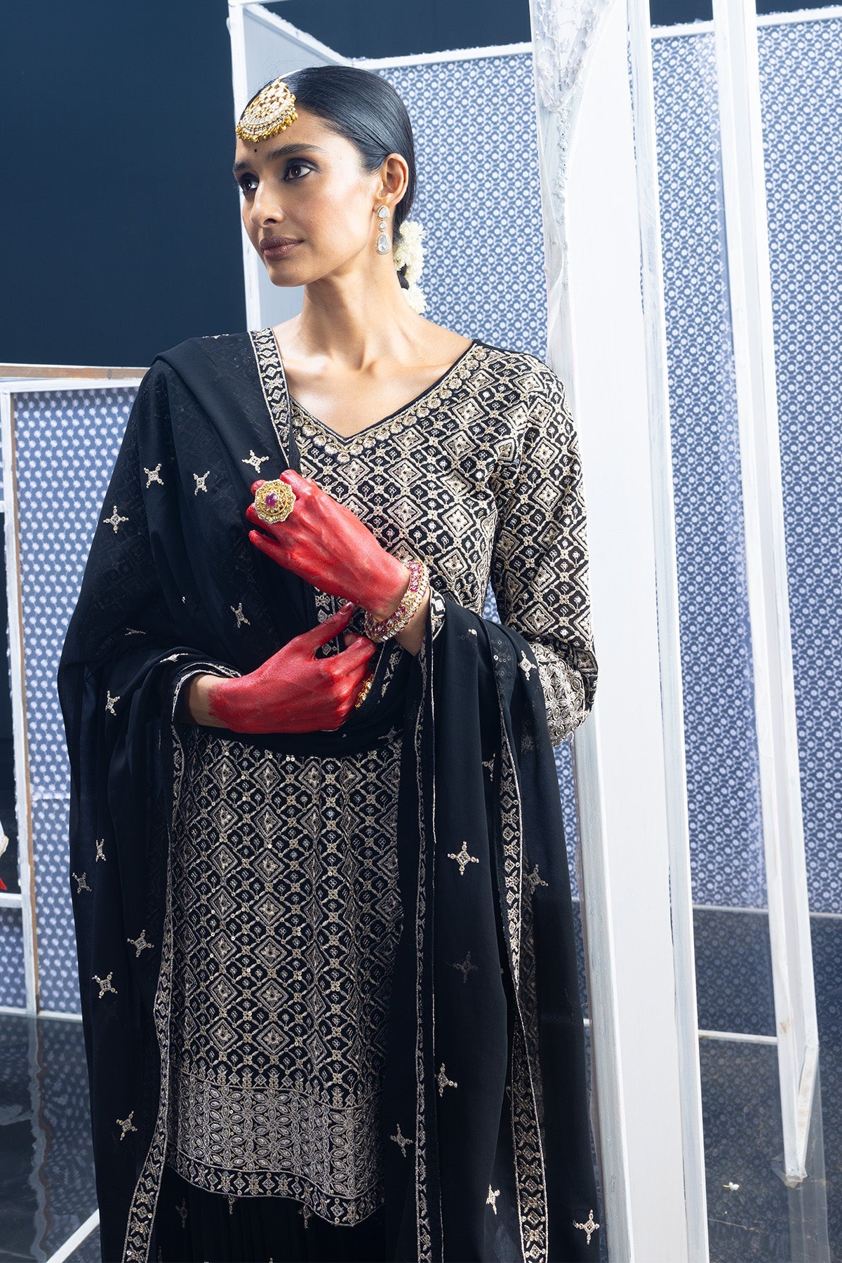 Black Embroidered Short Kurta 3 Pcs Set