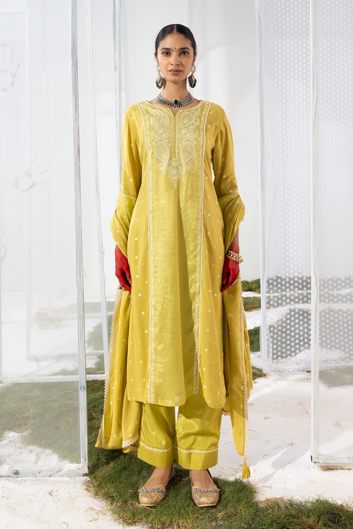 Green Embroidered Straight Kurta 3 Pcs Set