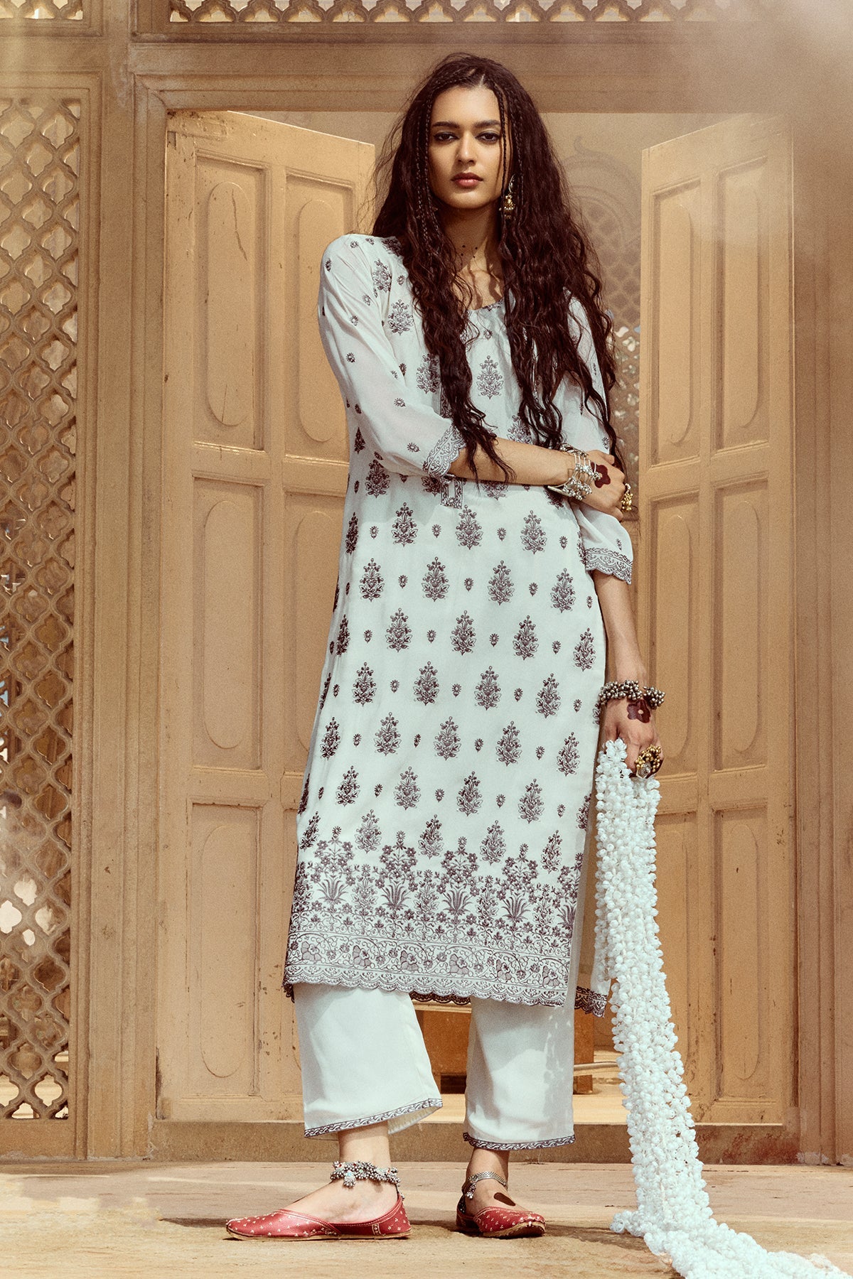 Cream Embroidered Kurta Set (3 Piece)