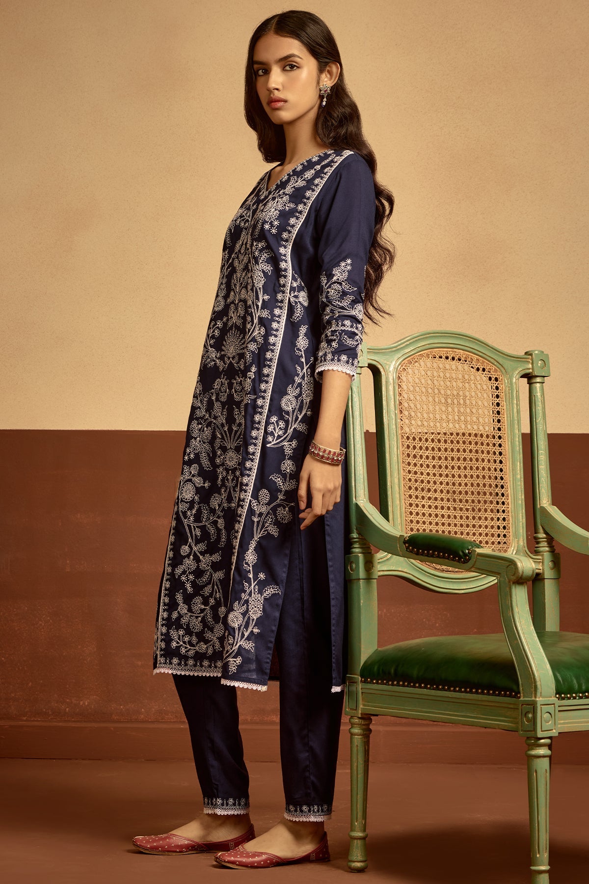 Blue Embroidered Kurta 2 Pcs Set