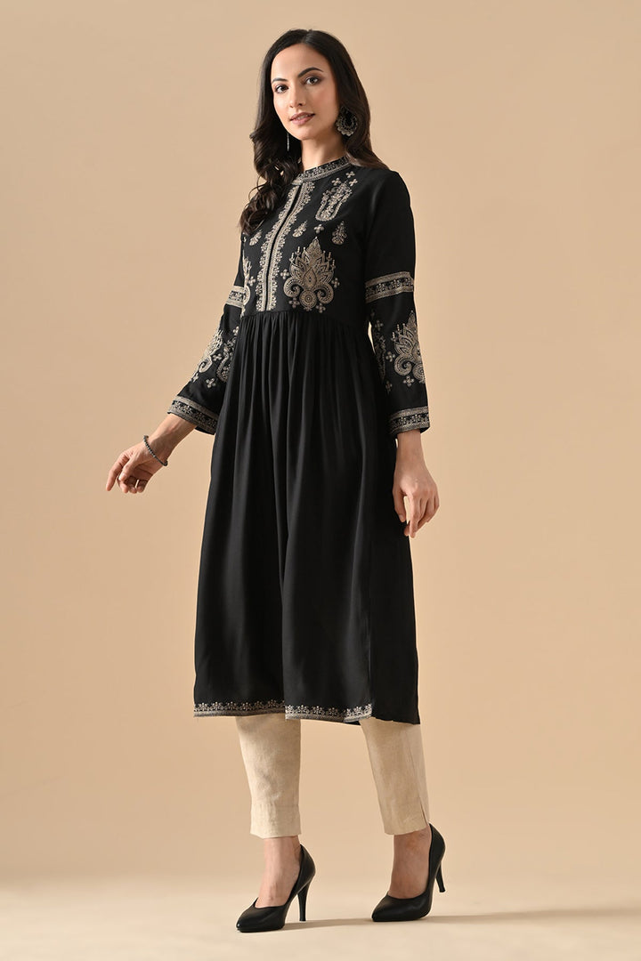 Black Embroidered Kurta