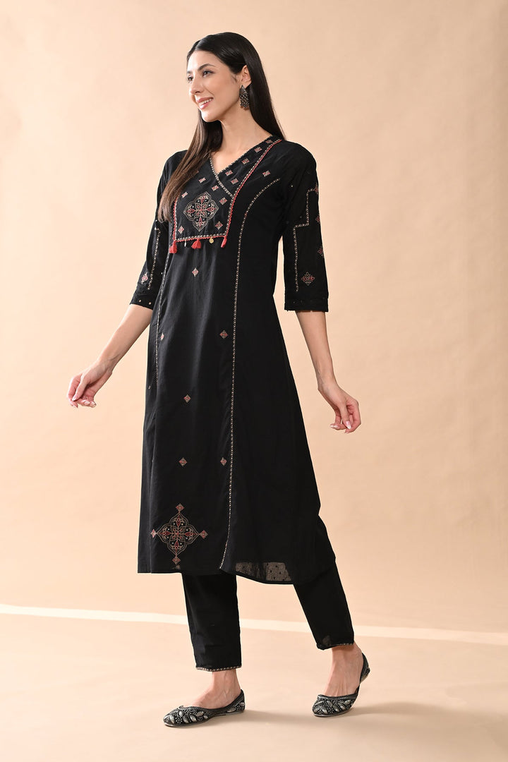 Black Embroidered Kurta Set