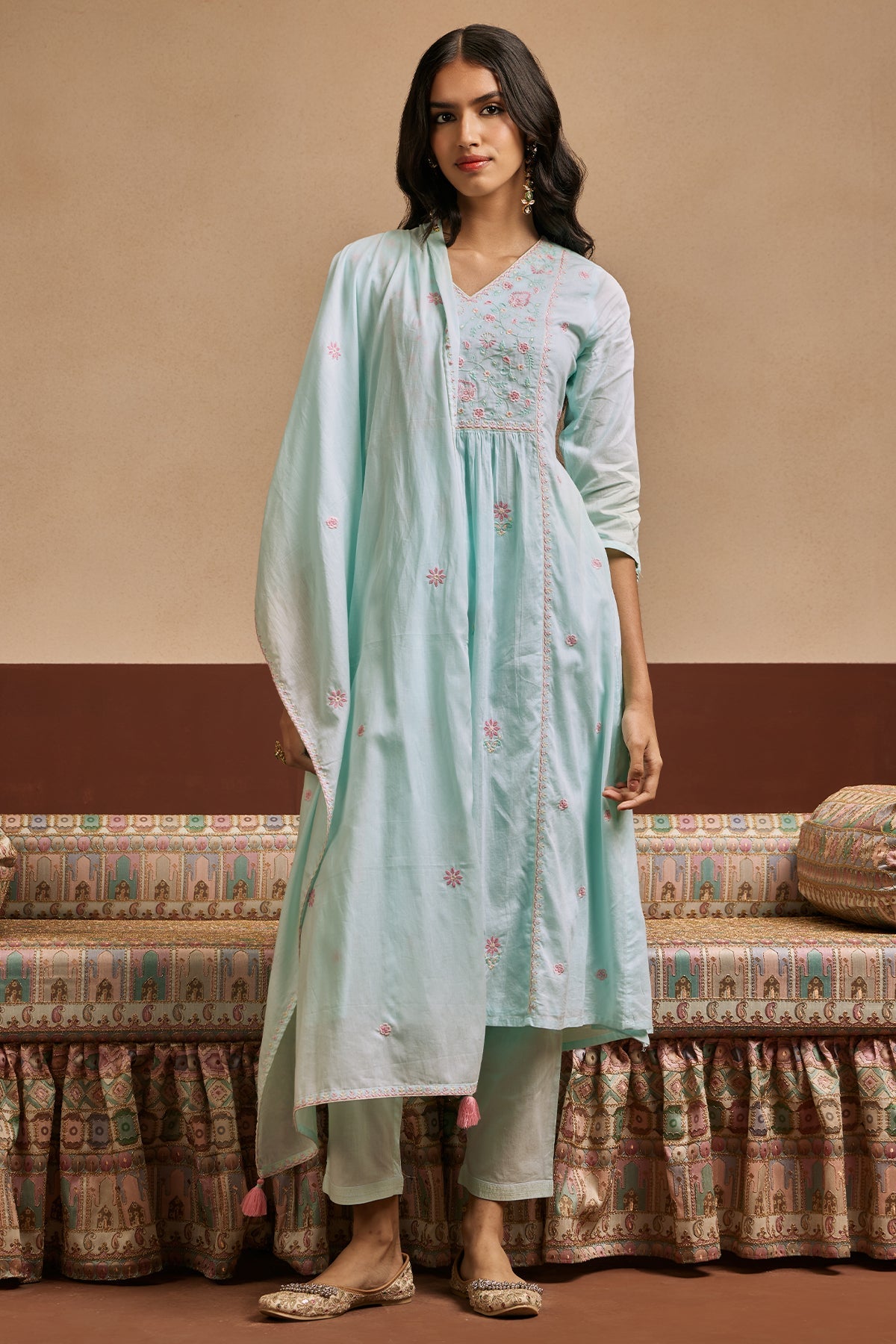 Green Embroidered Kurta Set (3 Piece)