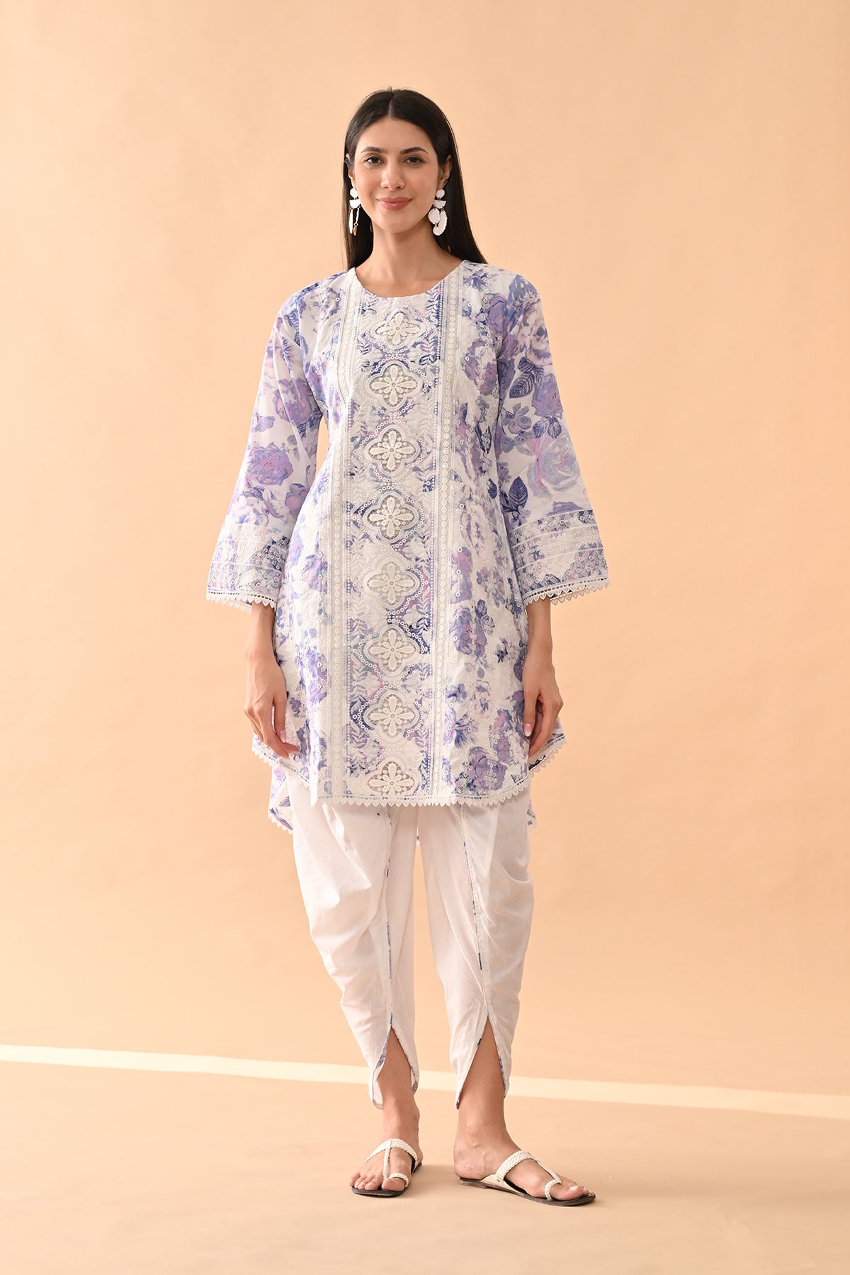 White Embellished Kurta Set (2 Piece)