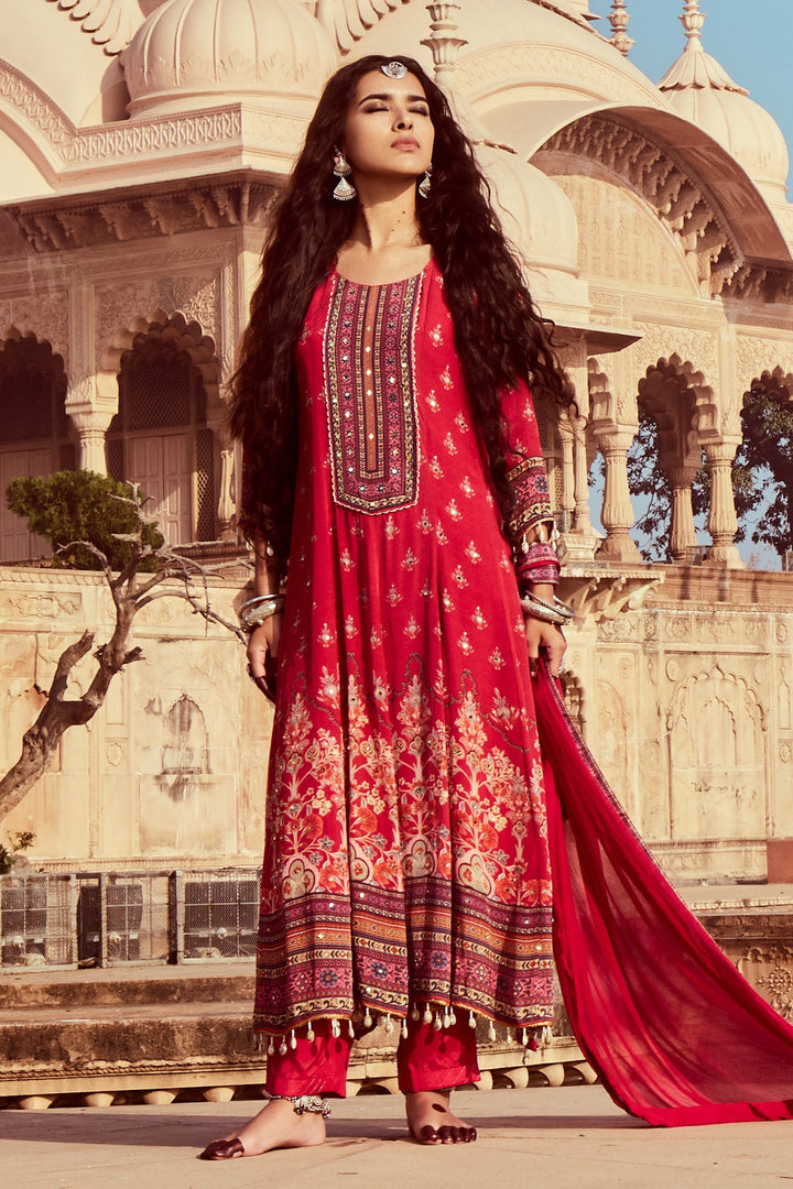 Pink Embellished Kurta Set