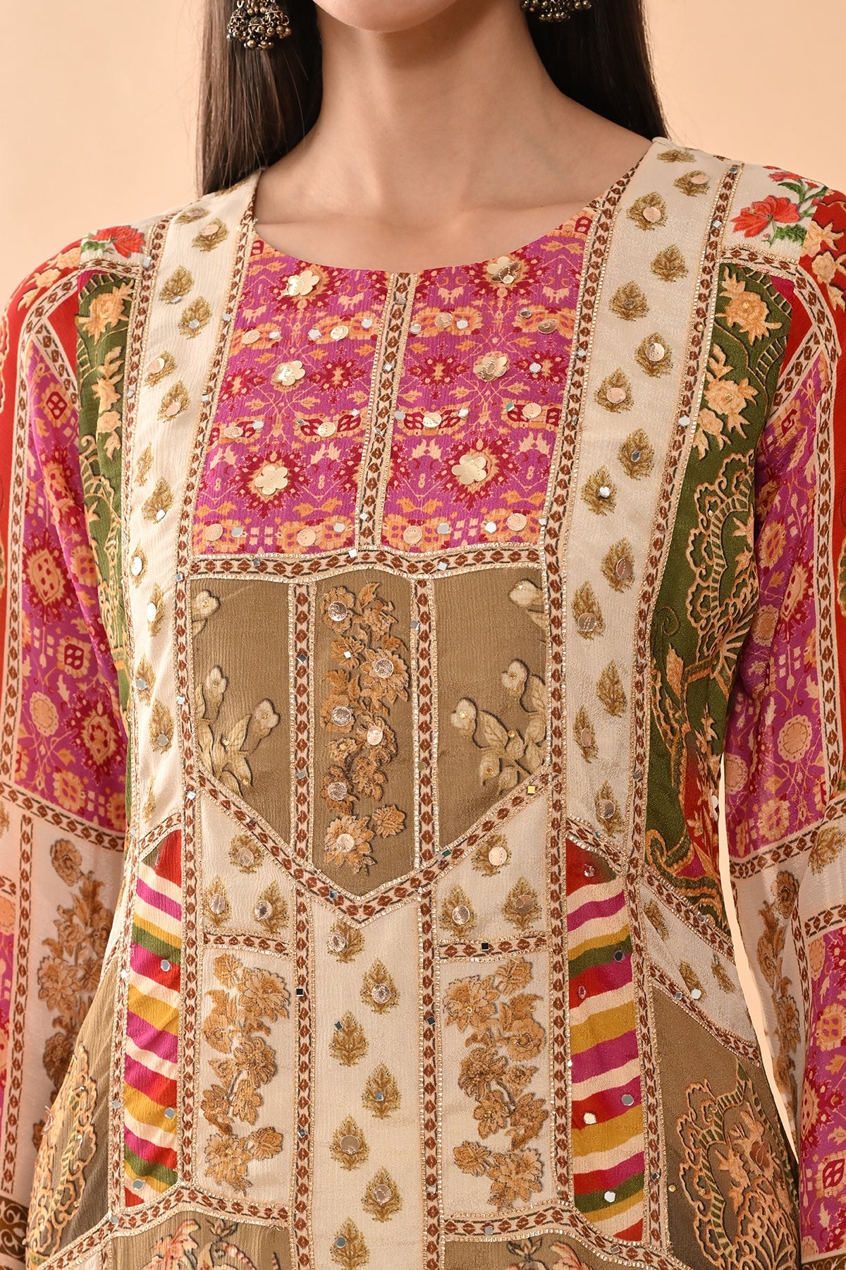 Multi Embellished Kurta Set (3 Piece)