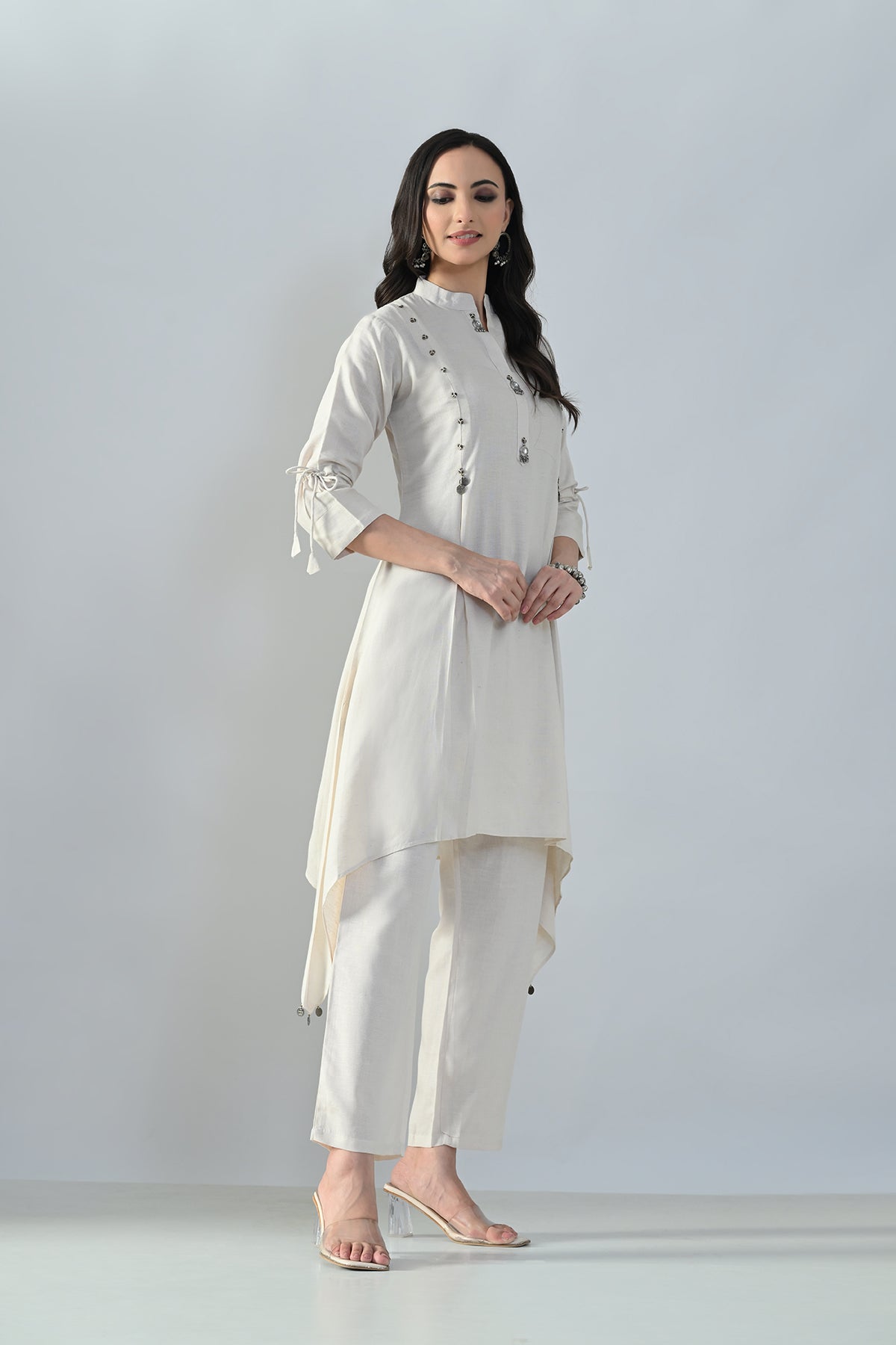 Cream Solid A-Line Kurta Set (2 Piece)