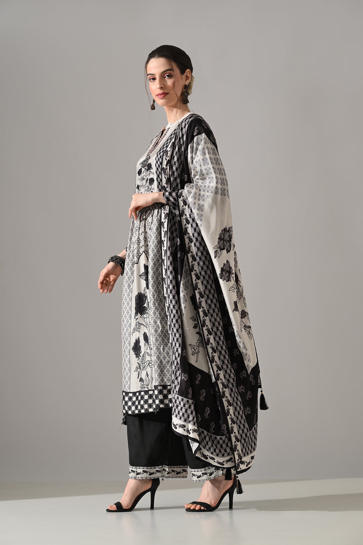 Black Printed Kurta 3 Pcs Set