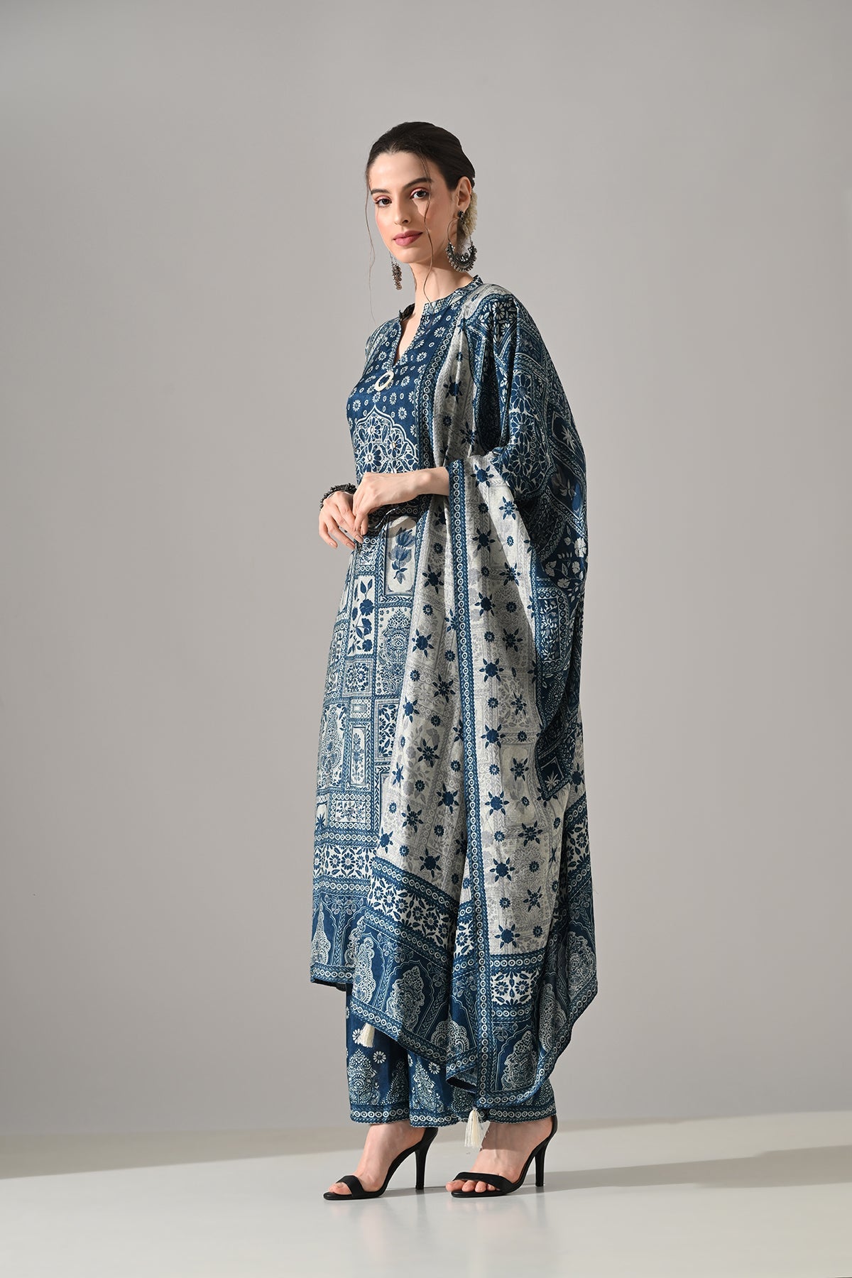Blue Printed Kurta 3 Pcs Set