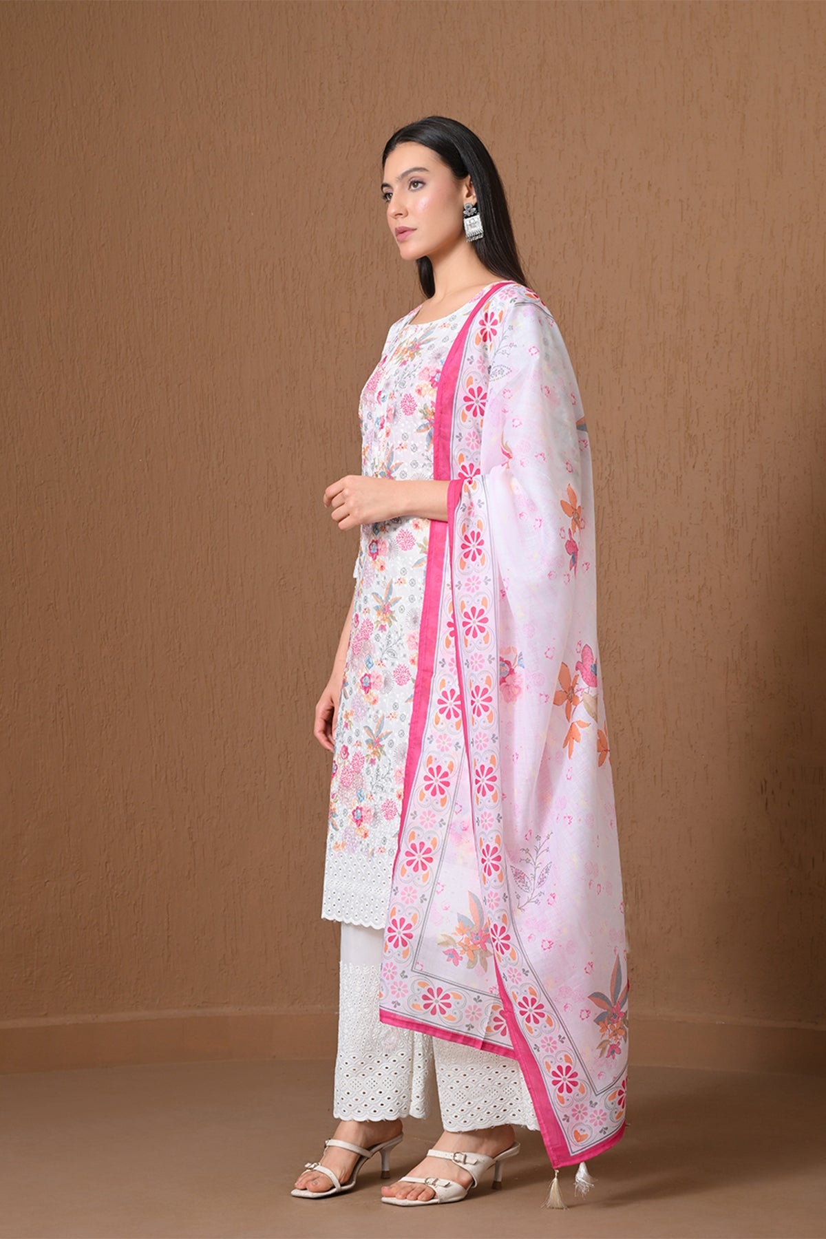 Cream & Multi Floral Printed Kurta 3 Pcs Set