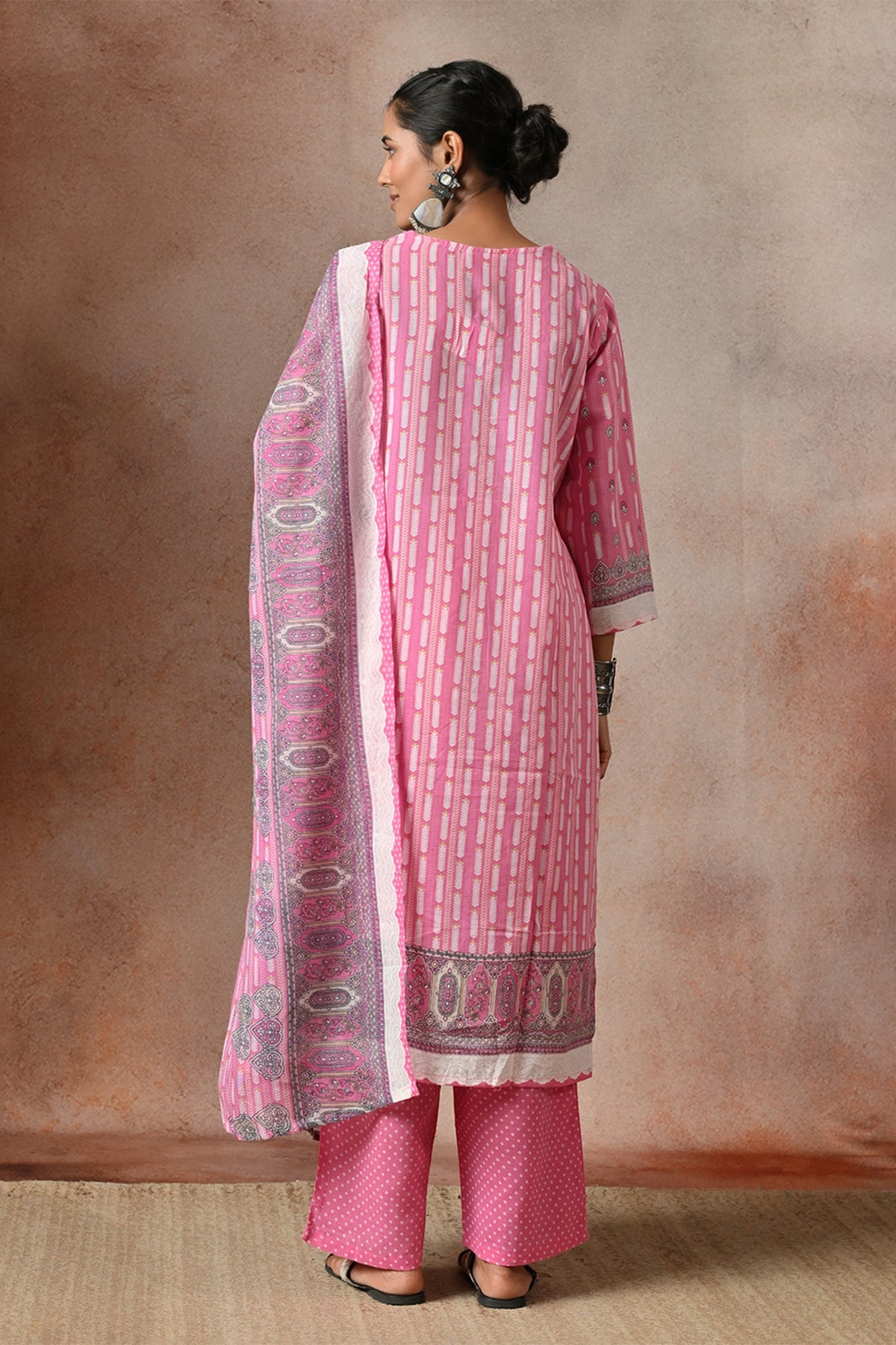 Pink Geometric & Floral Printed Kurta 3 Pcs Set