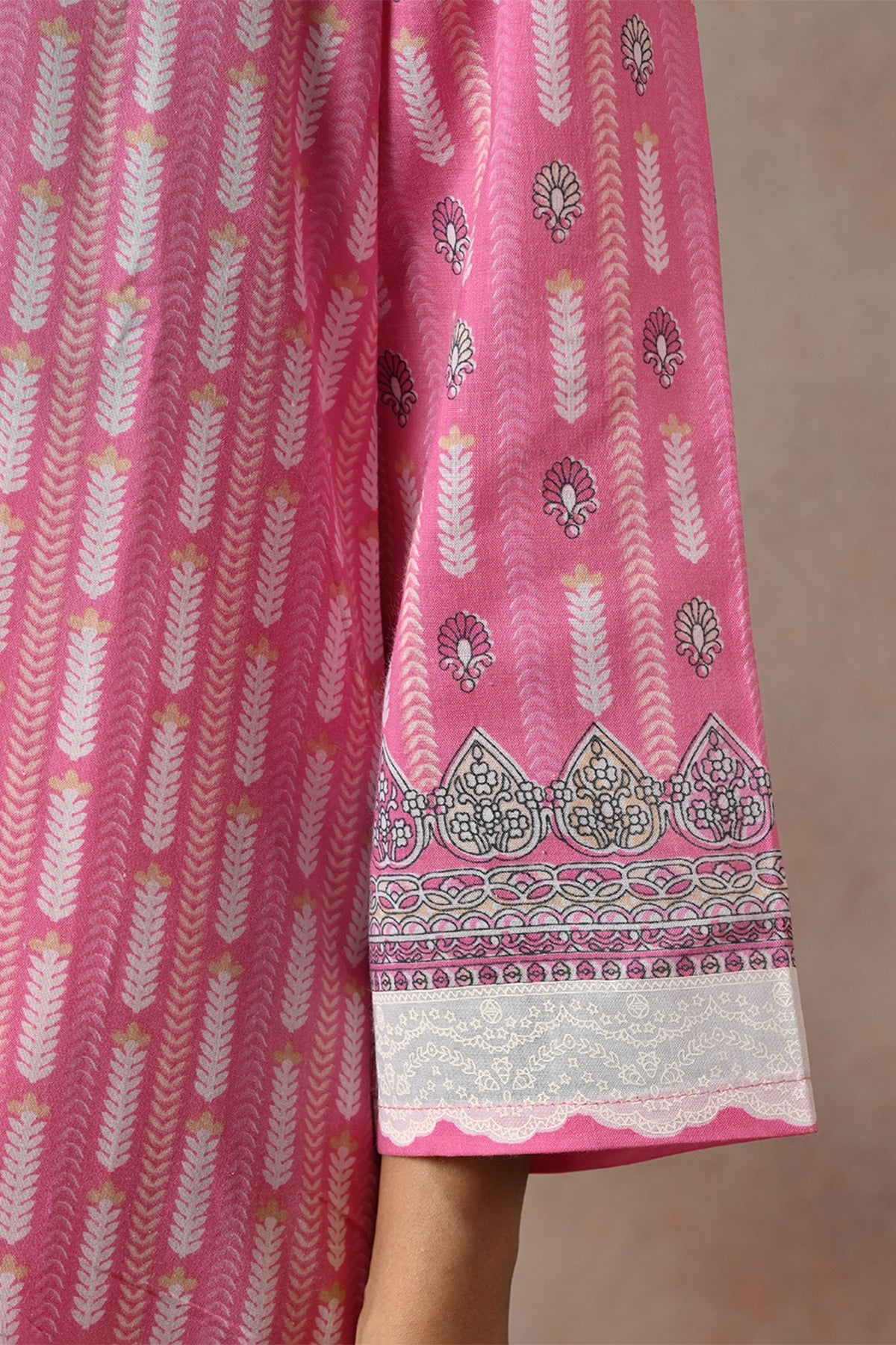 Pink Geometric & Floral Printed Kurta 3 Pcs Set