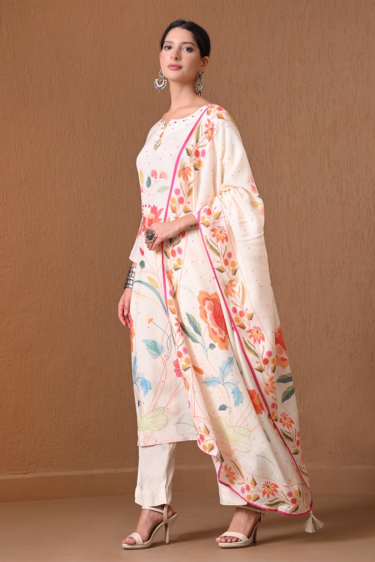 Cream Floral Printed Muslin 3 Pcs Kurta Set