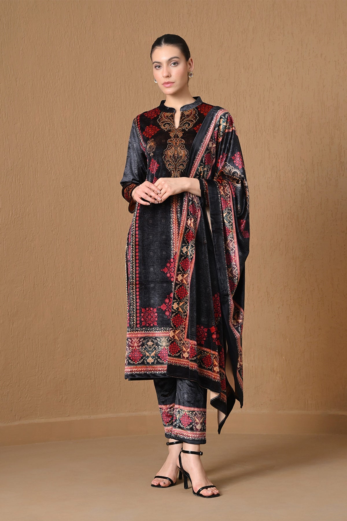 Winter Black Velvet Printed Kurta 3 Pcs Set