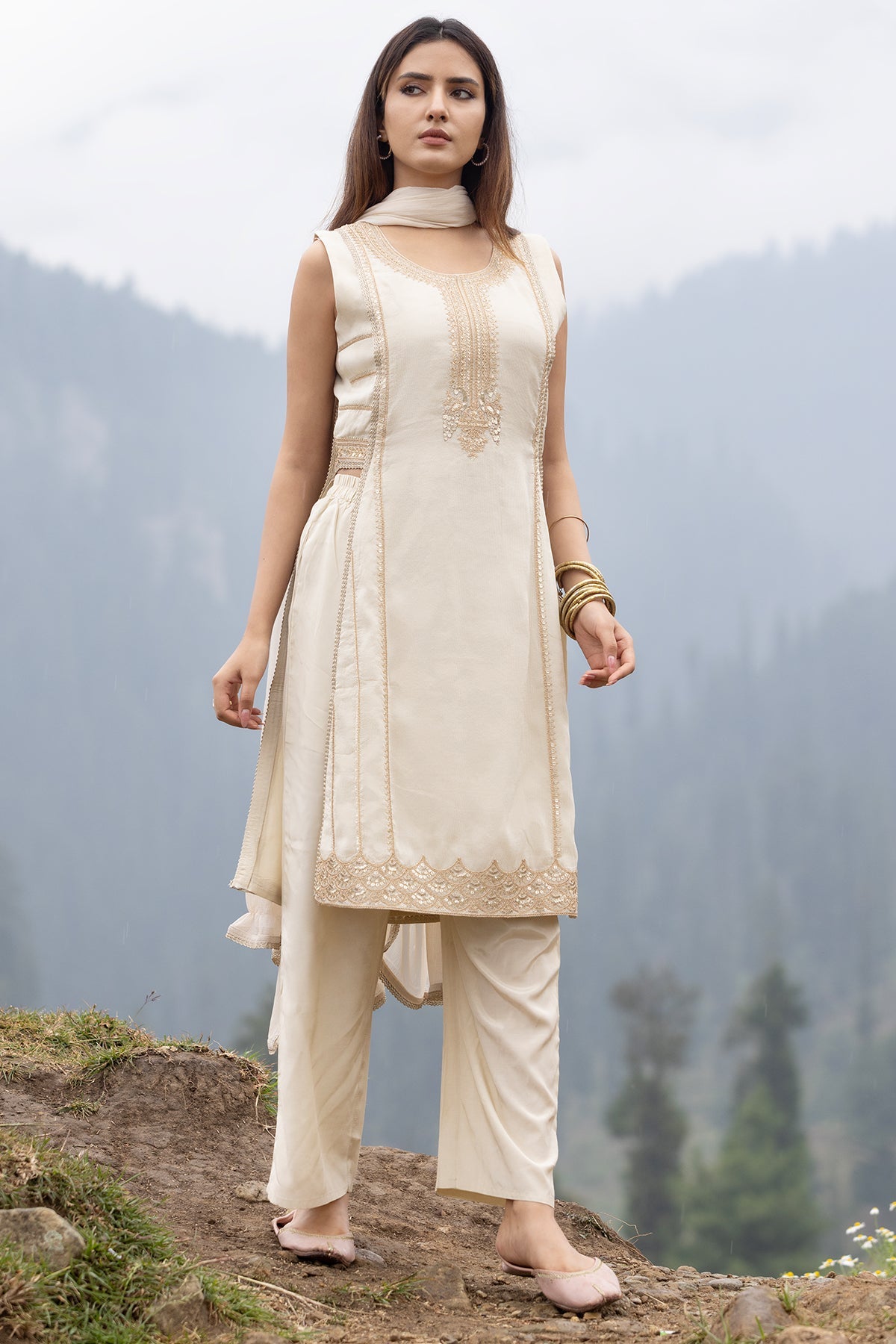Cream and Gold Embroidered 3 Pcs Kurta Set