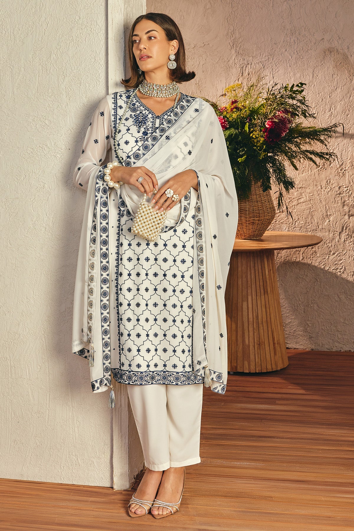 Cream Embroidered Kurta 3 Pcs Set