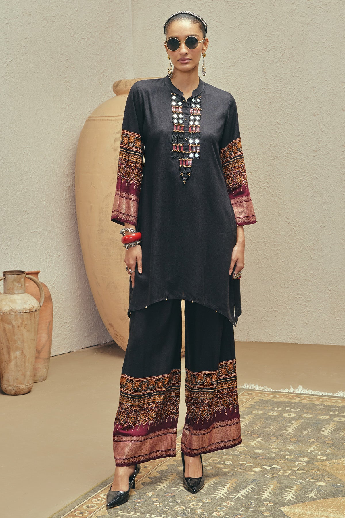 Black Mirror Embellished Kurta 2 Pcs Set