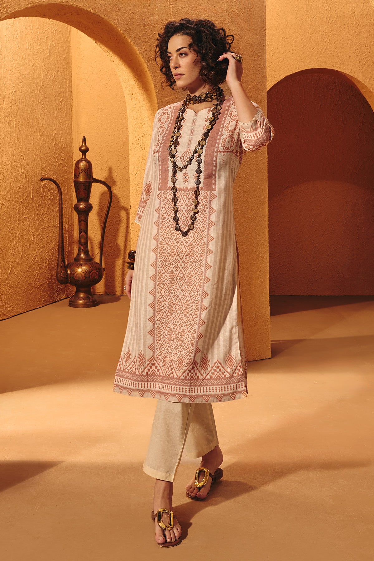 Cream Printed Kurta Set (3 Piece)