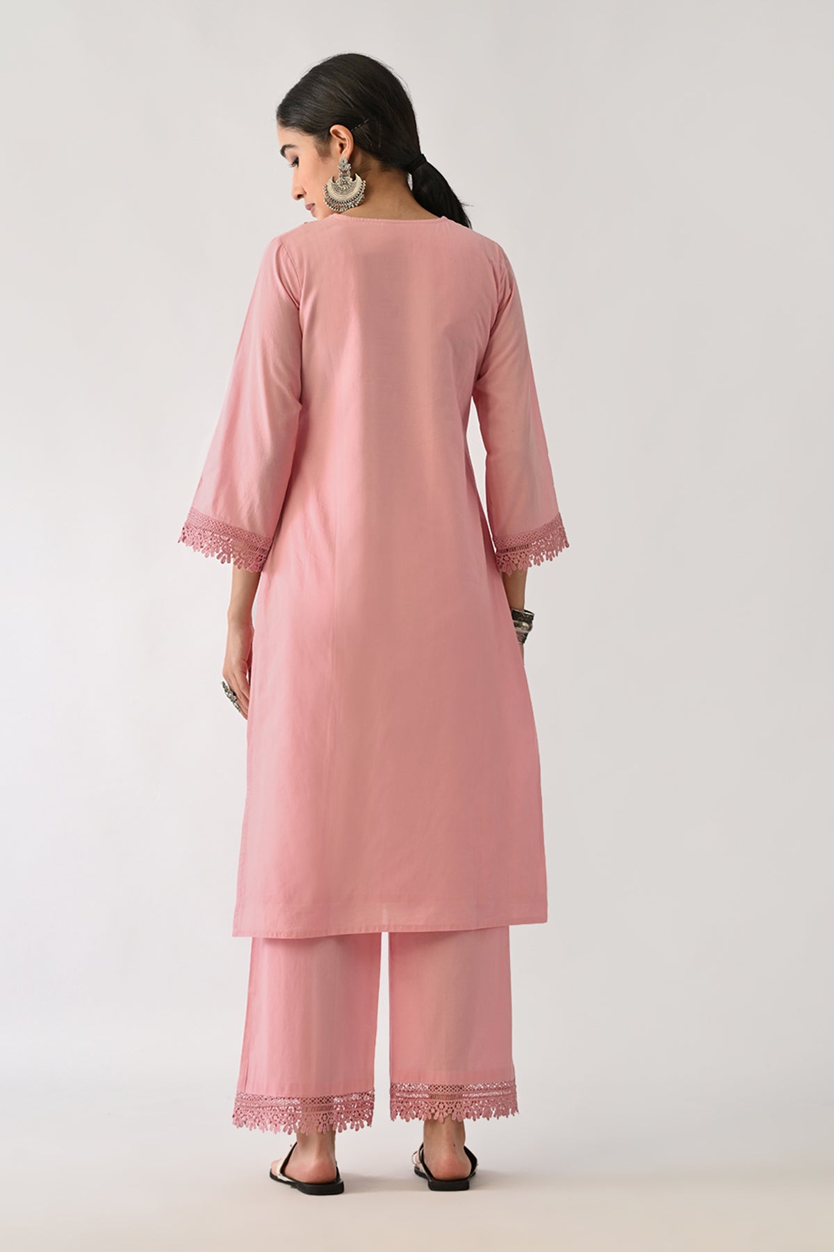 Pink Embroidered Kurta Set (2 Piece)
