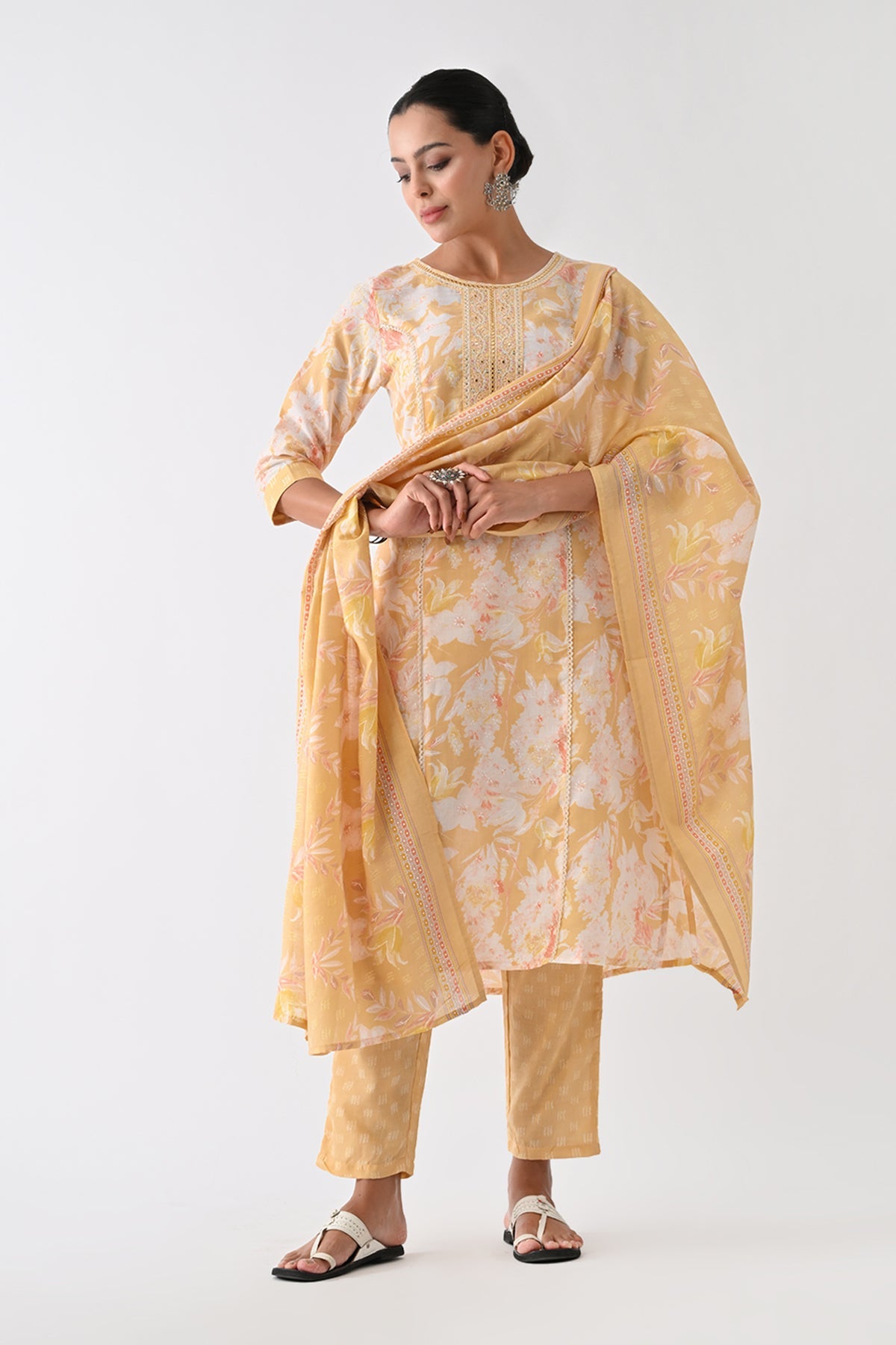 Yellow Printed Kurta Set (3 Piece)