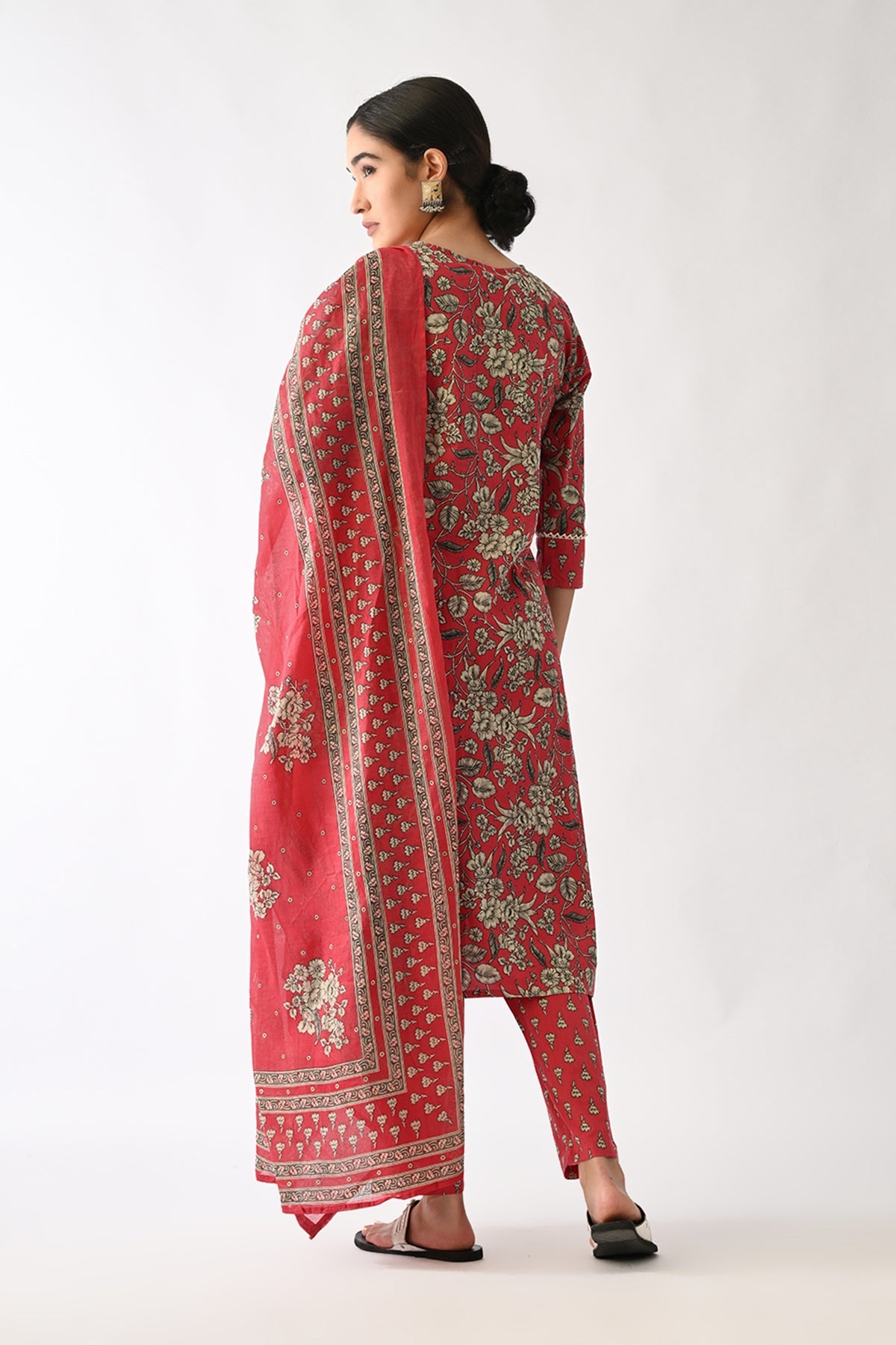 Pink Printed Kurta Set(3 Piece)