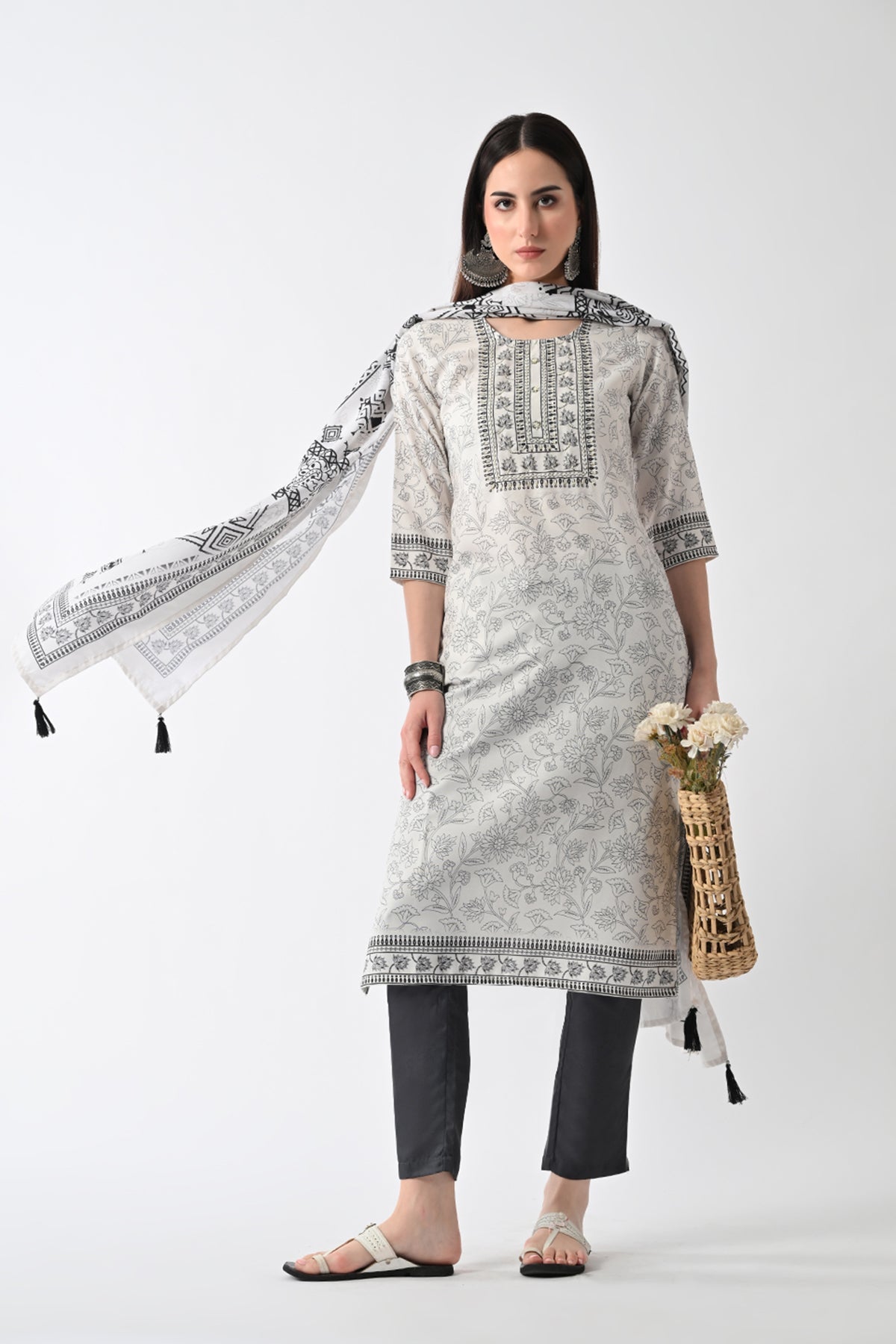 Cream Printed Kurta Set(3 Piece)