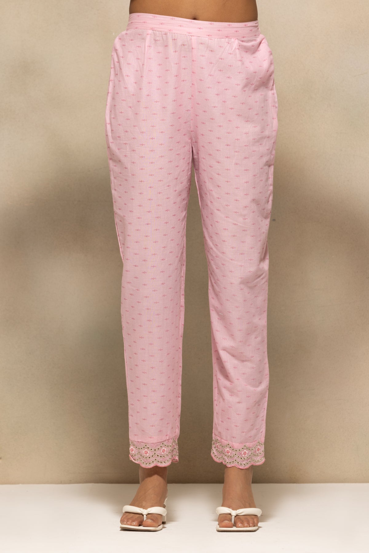 Light Pink Embroidered Kurta 3 Pcs Set