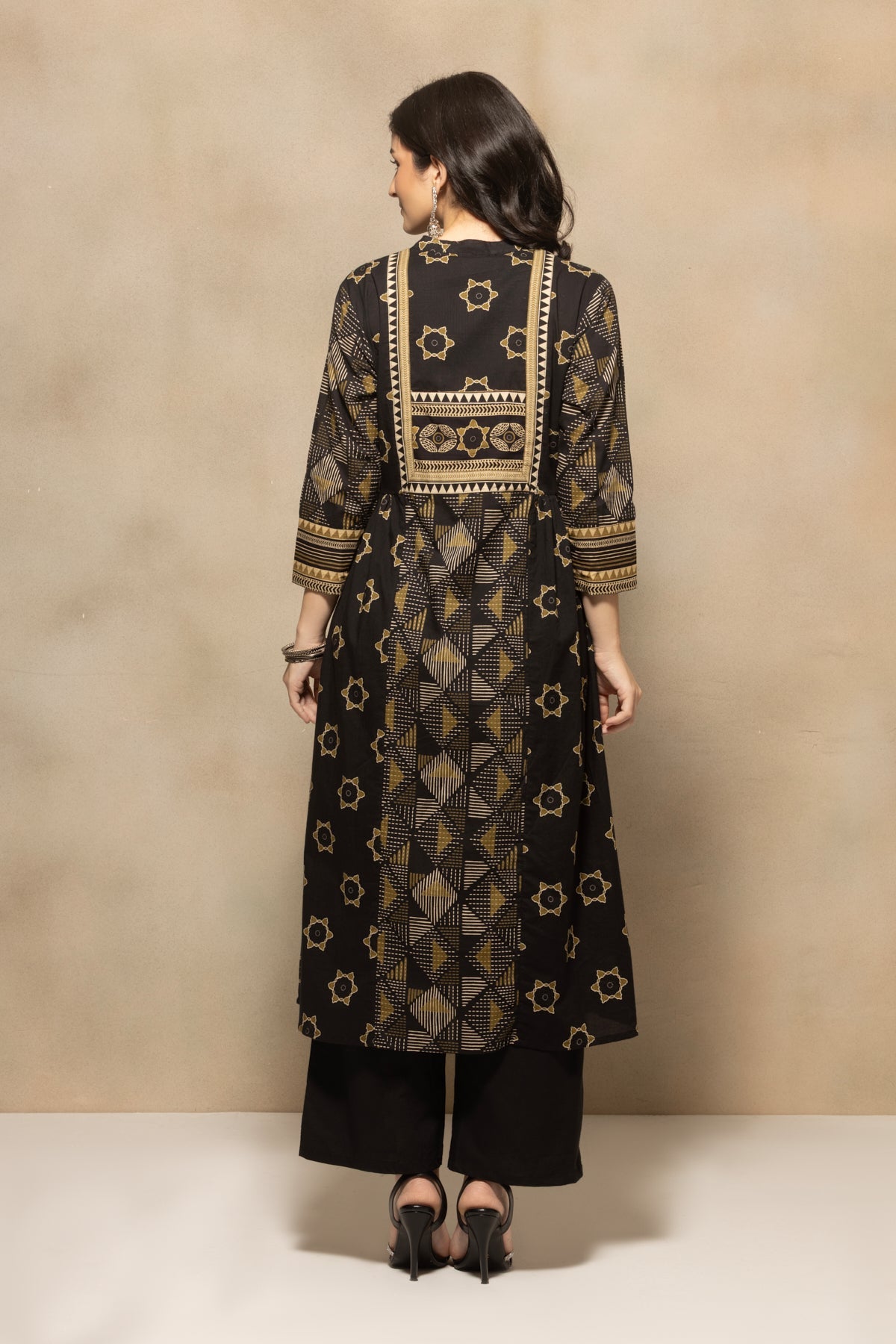 Black Printed Flared Kurta 3 Pcs Set