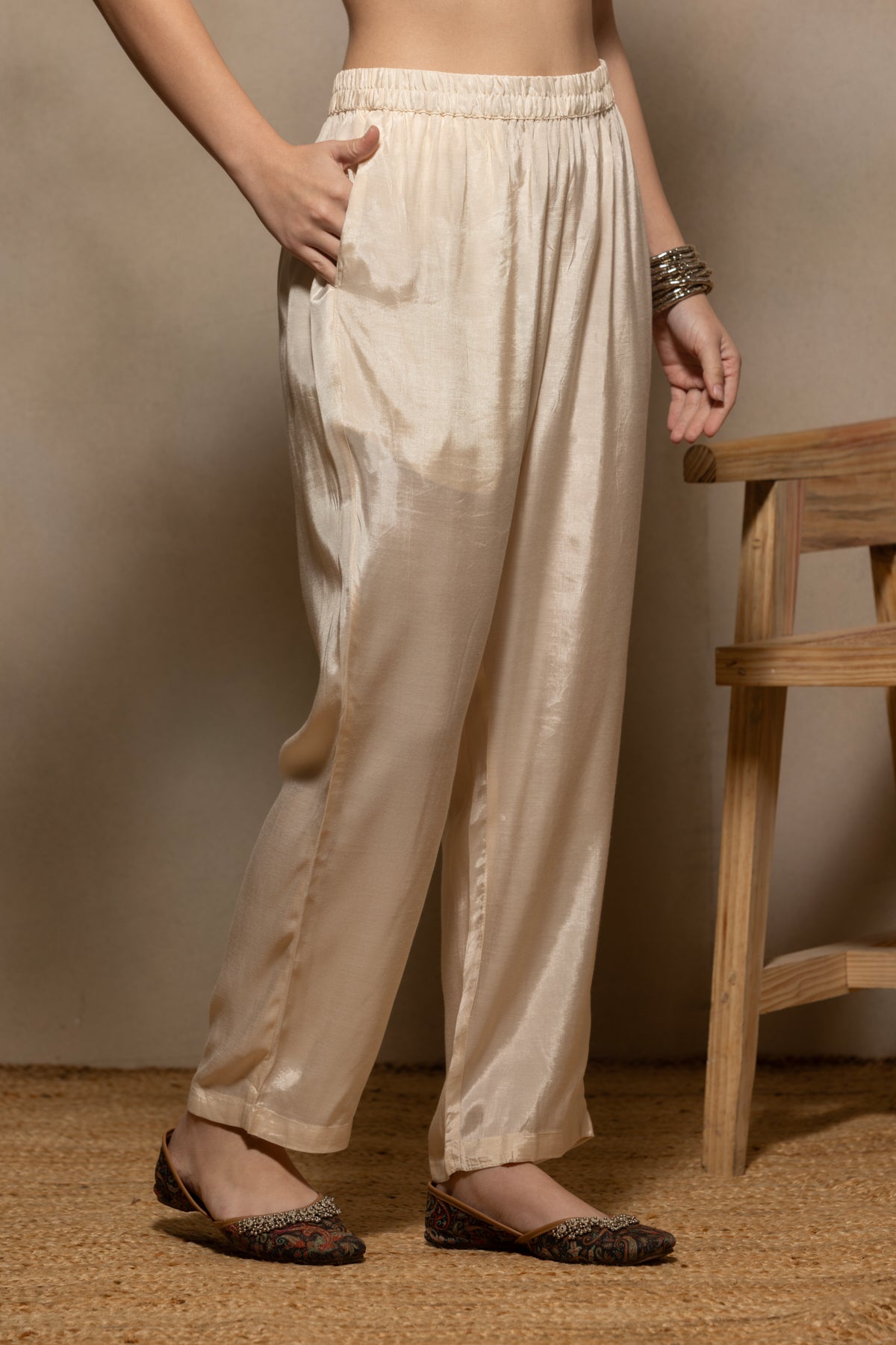 Cream Printed Kurta 3 Pcs Set