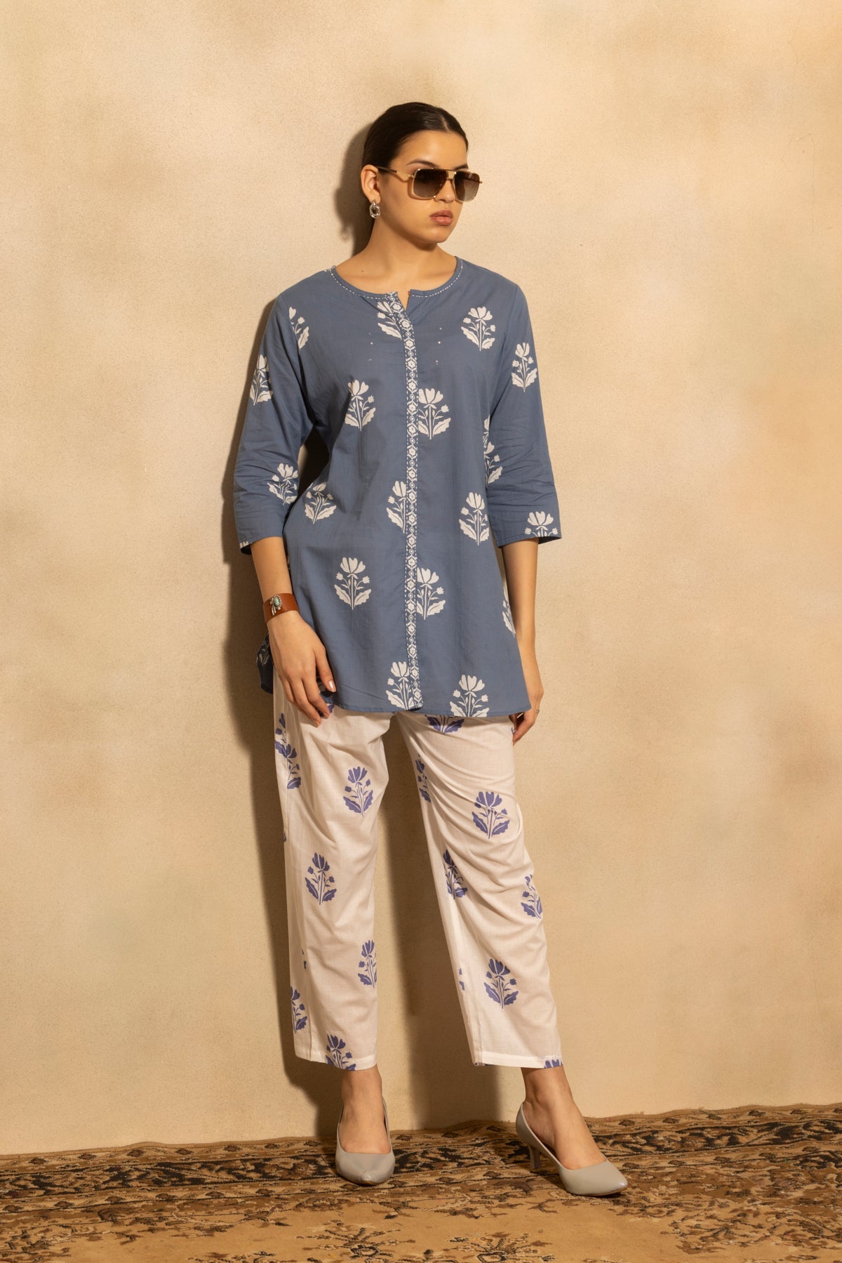 Blue Floral Printed Kurta 2 Pcs Set