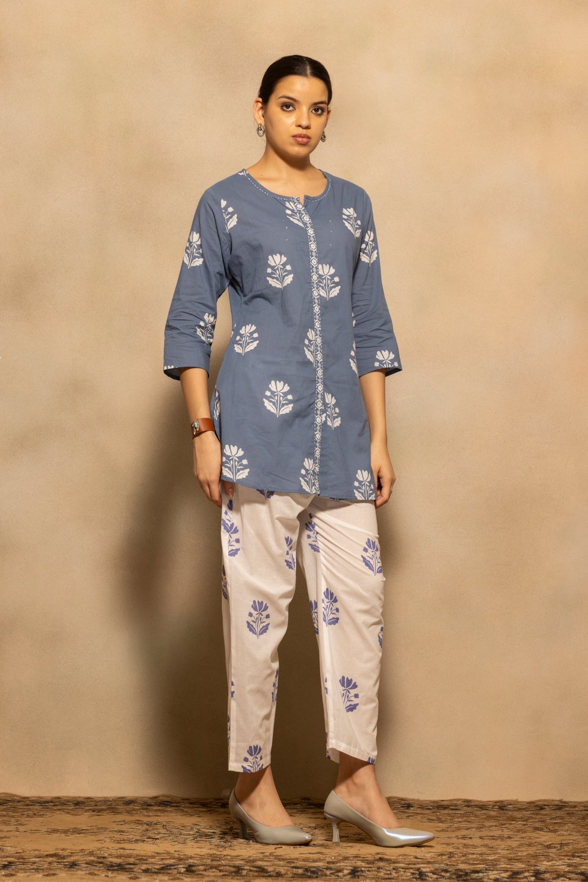 Blue Floral Printed Kurta 2 Pcs Set